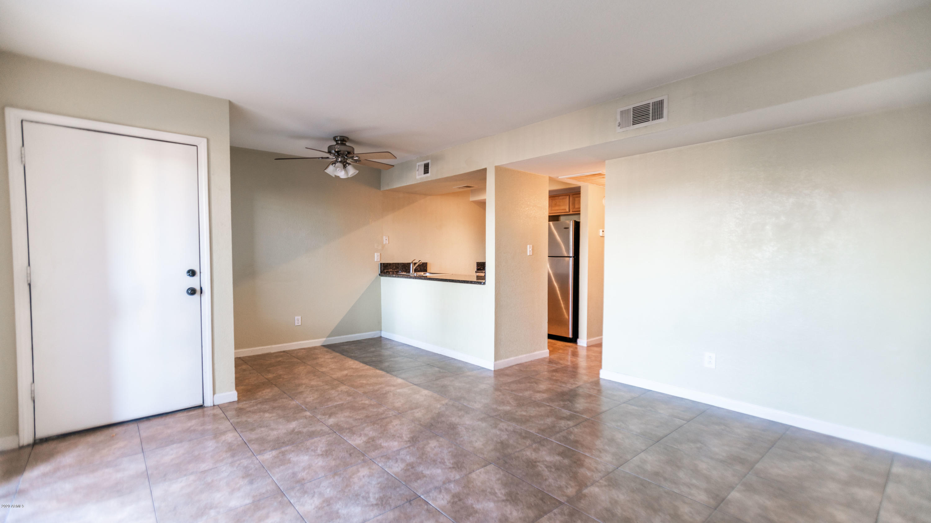 1241 N 48TH Street 101, Phoenix, AZ 85008