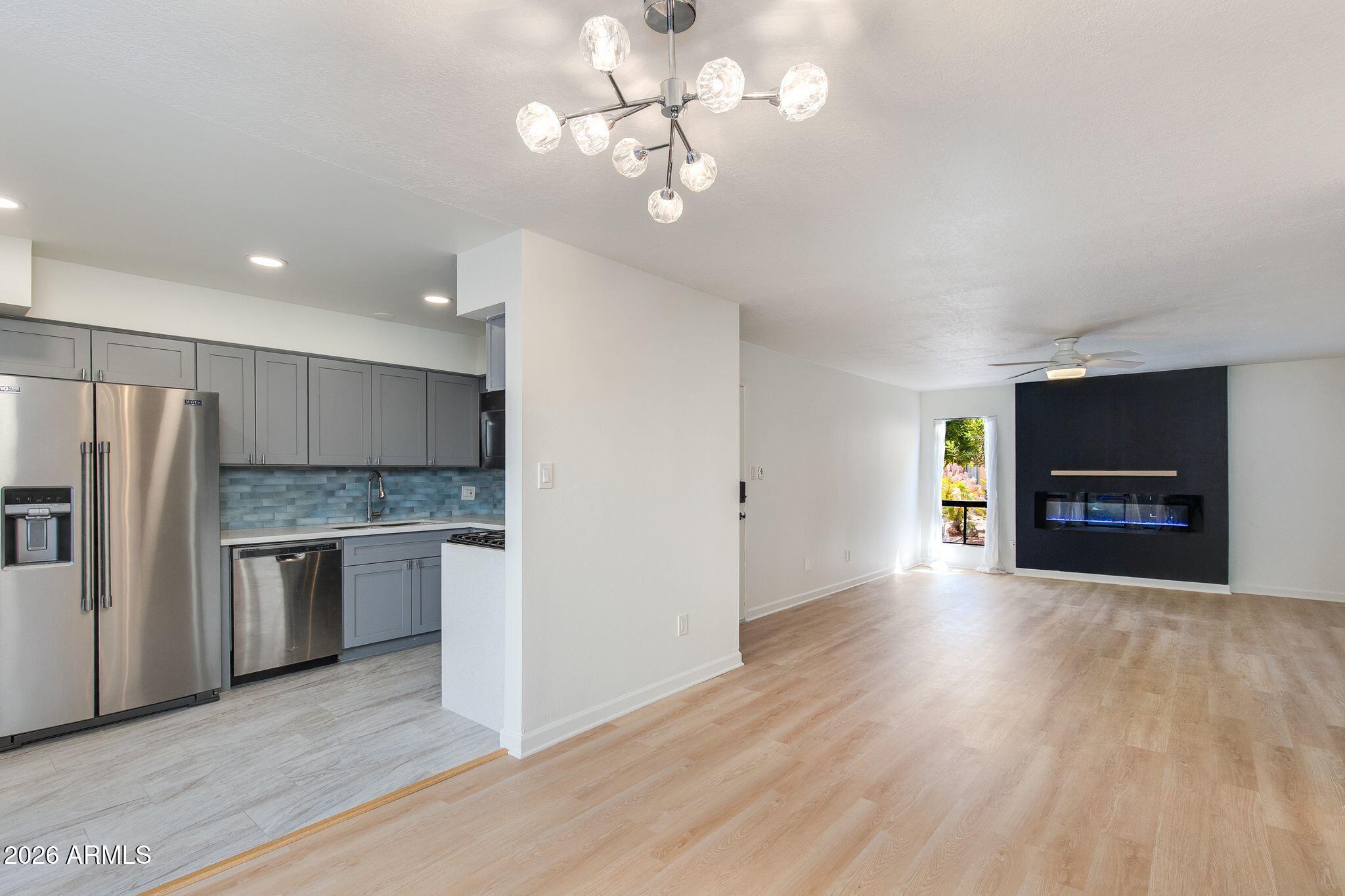 4950 N MILLER Road 116, Scottsdale, AZ 85251