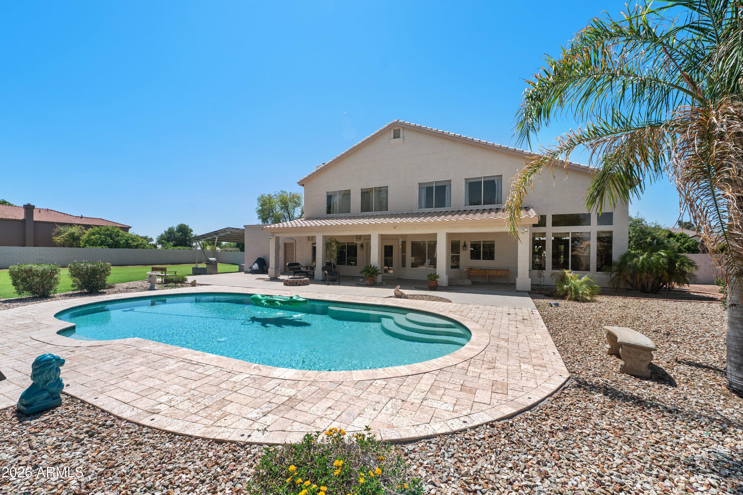 241 S Equestrian Court, Gilbert, AZ 85296