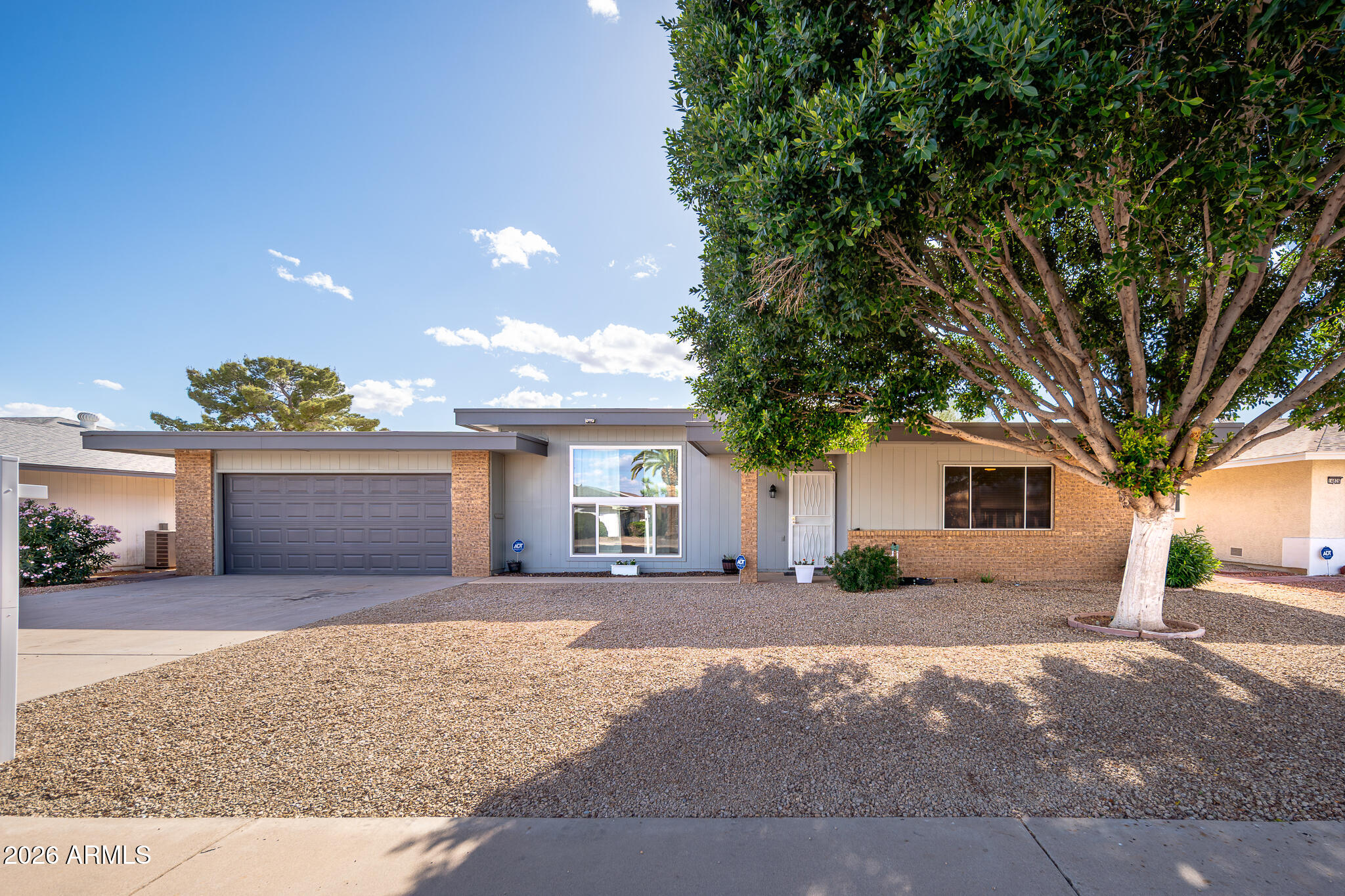 14820 N LAKEFOREST Drive, Sun City, AZ 85351