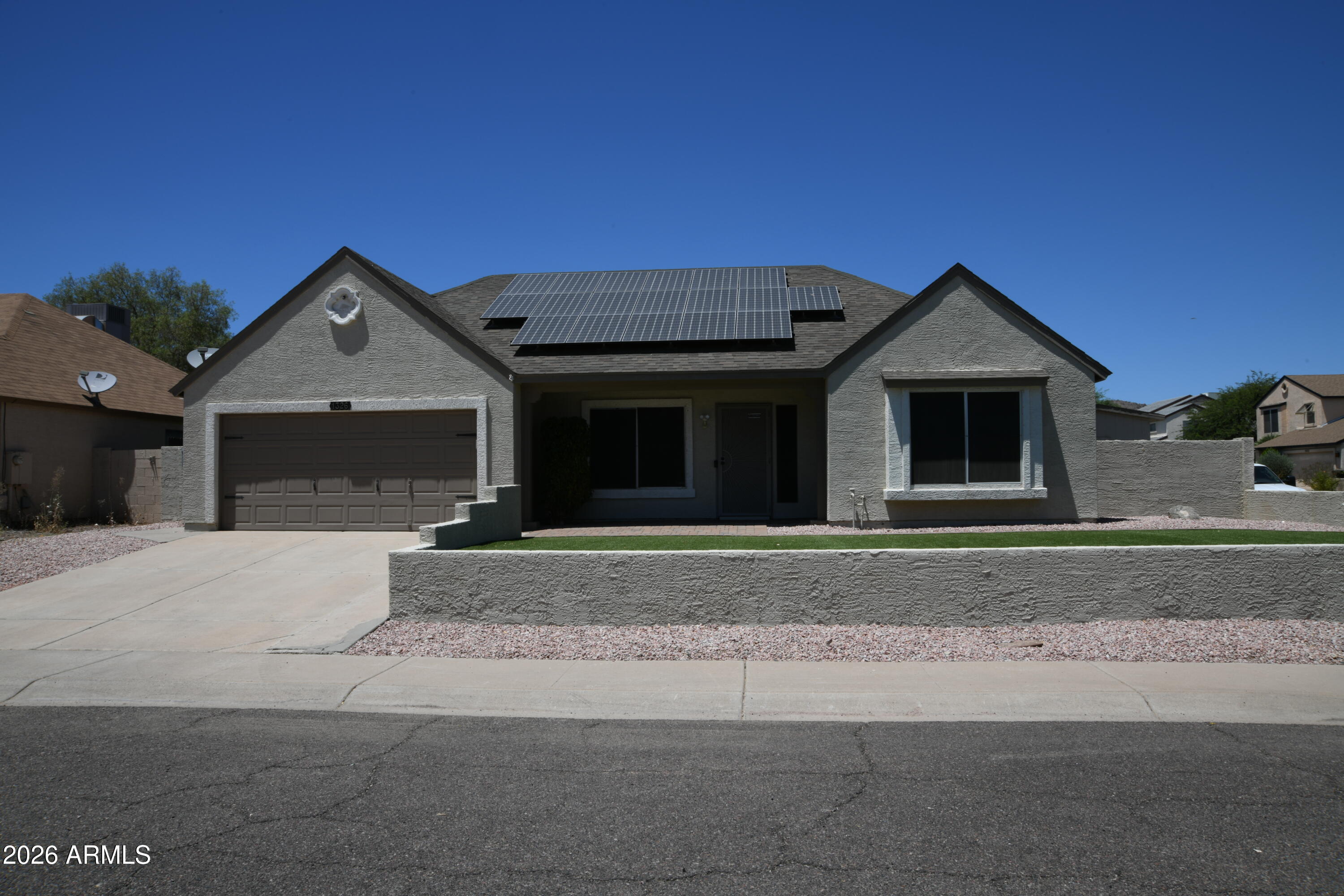 1326 E TARO Lane, Phoenix, AZ 85024
