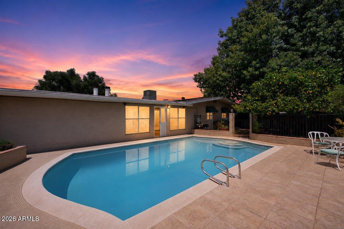3135 W AUGUSTA Avenue, Phoenix, AZ 85051