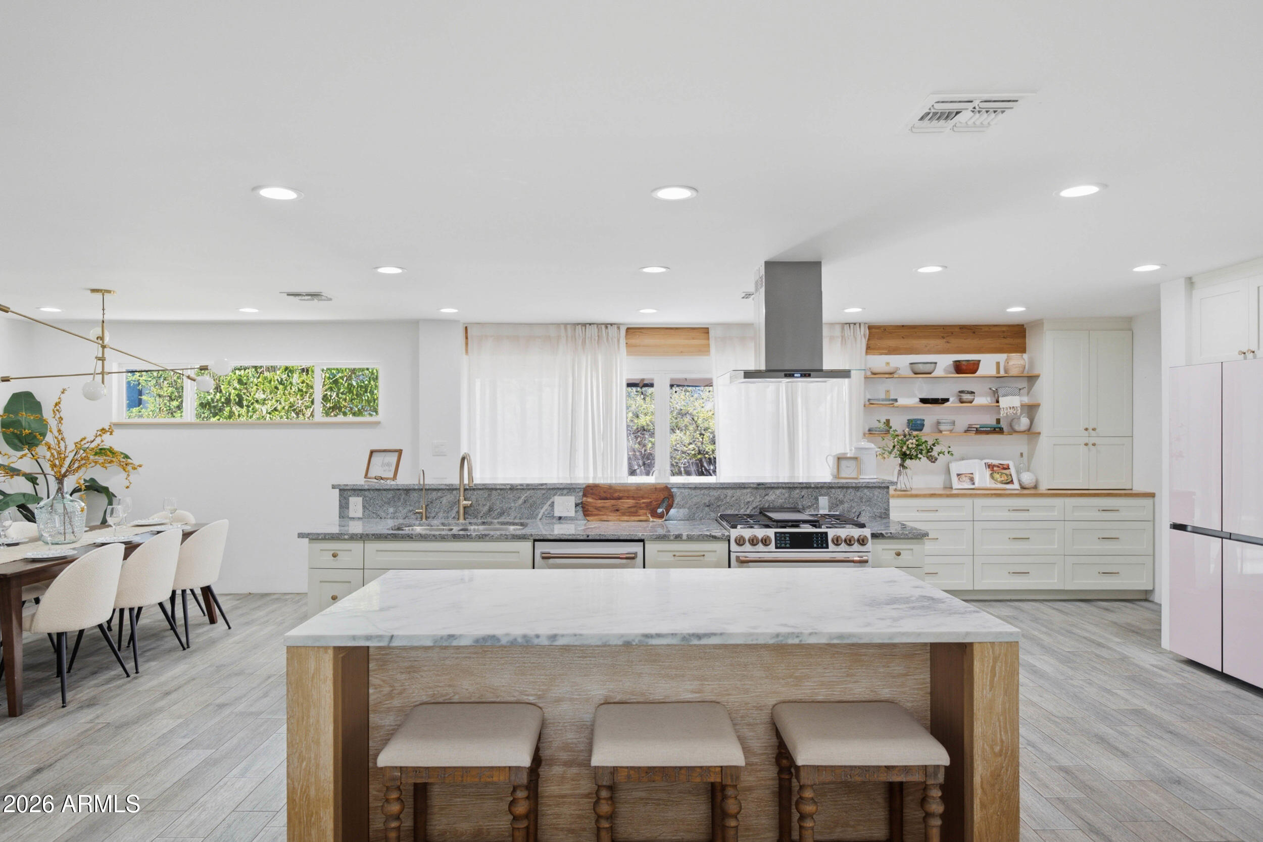 6128 N 16TH Place, Phoenix, AZ 85016