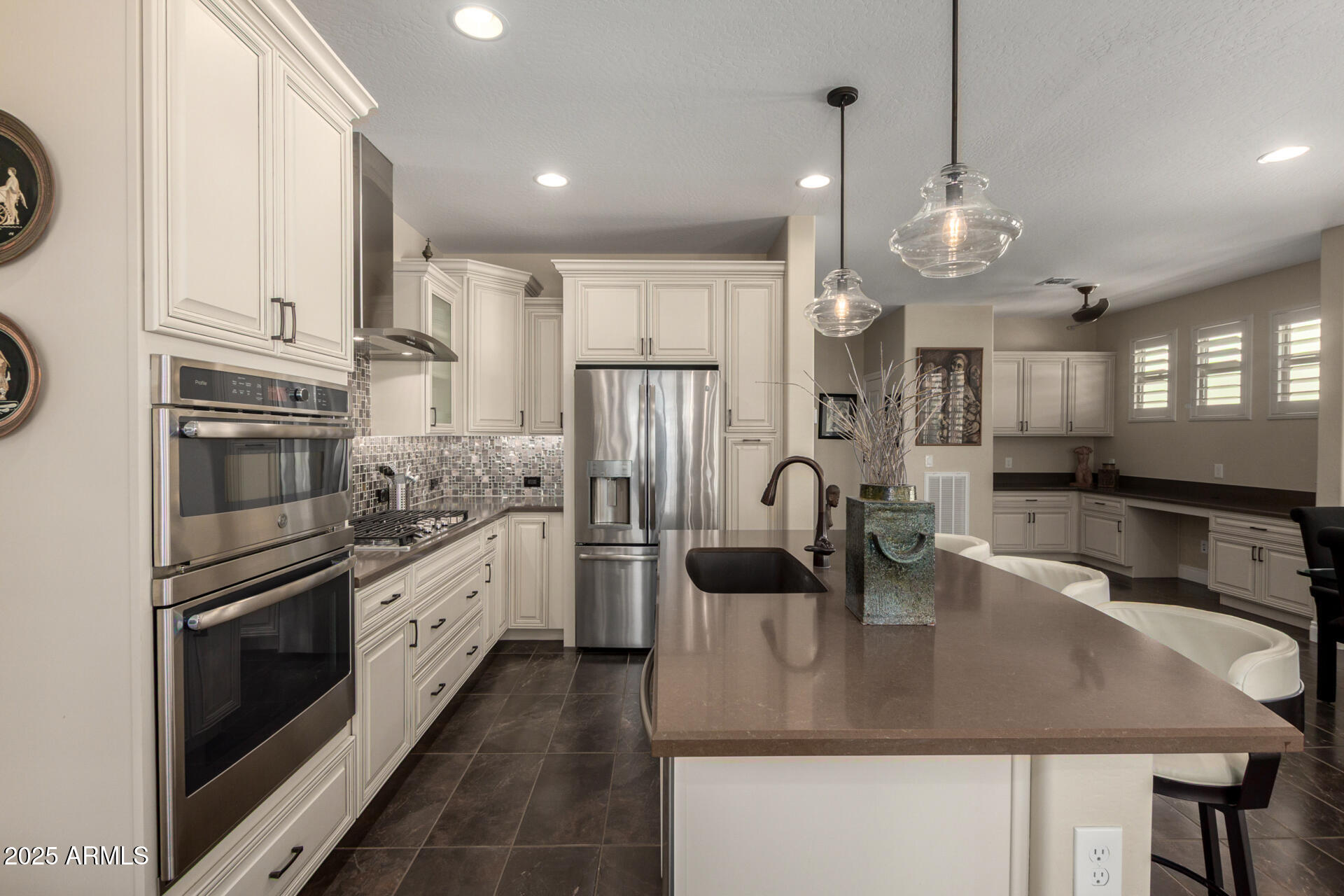 943 E COBBLE STONE Drive, Queen Creek, AZ 85140