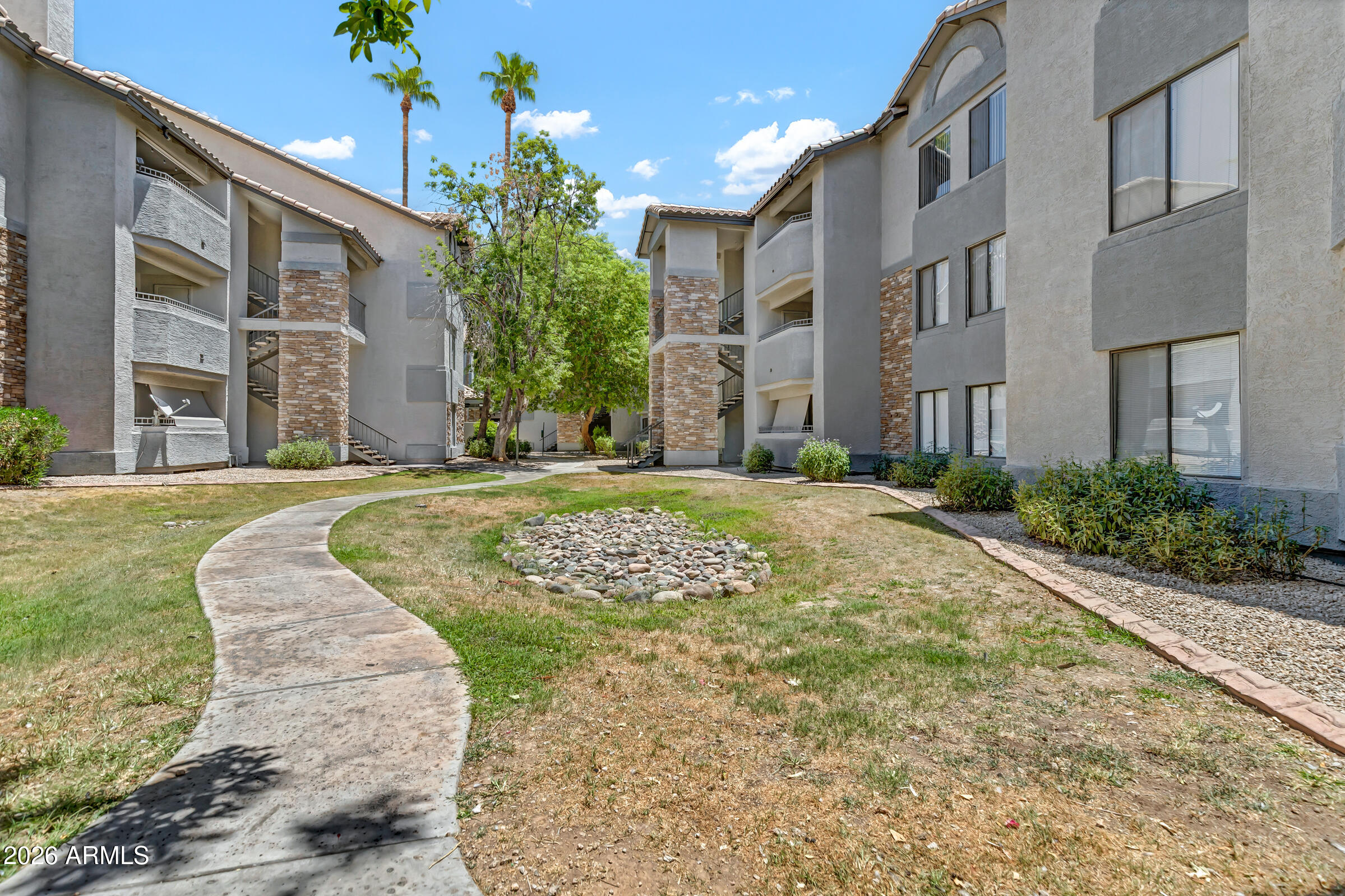 2025 E CAMPBELL Avenue 346, Phoenix, AZ 85016