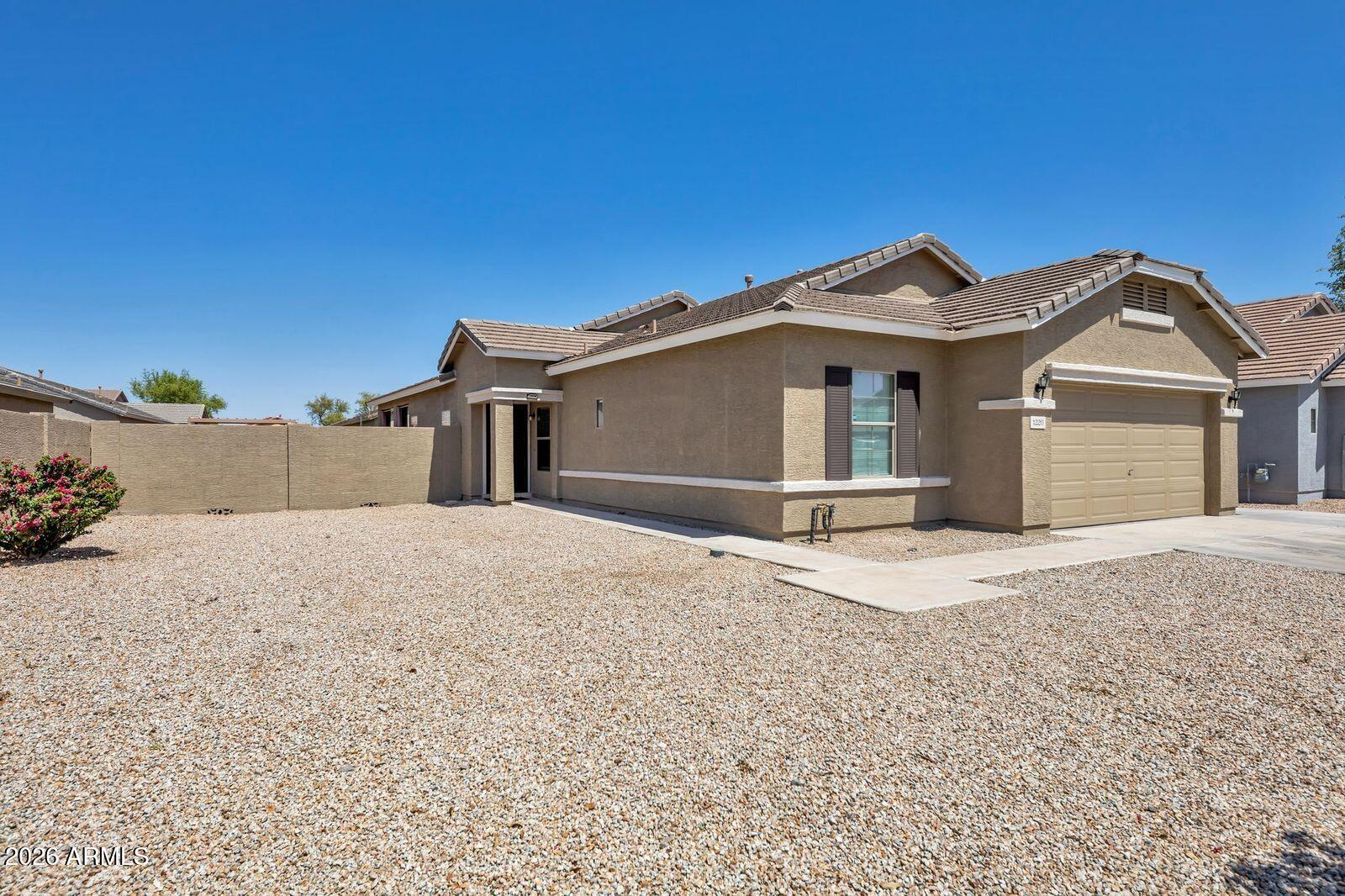 1220 E HEATHER Drive, San Tan Valley, AZ 85140