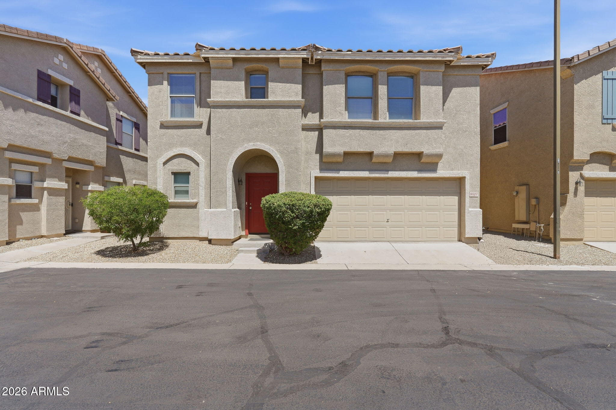 9527 N 82ND Lane, Peoria, AZ 85345