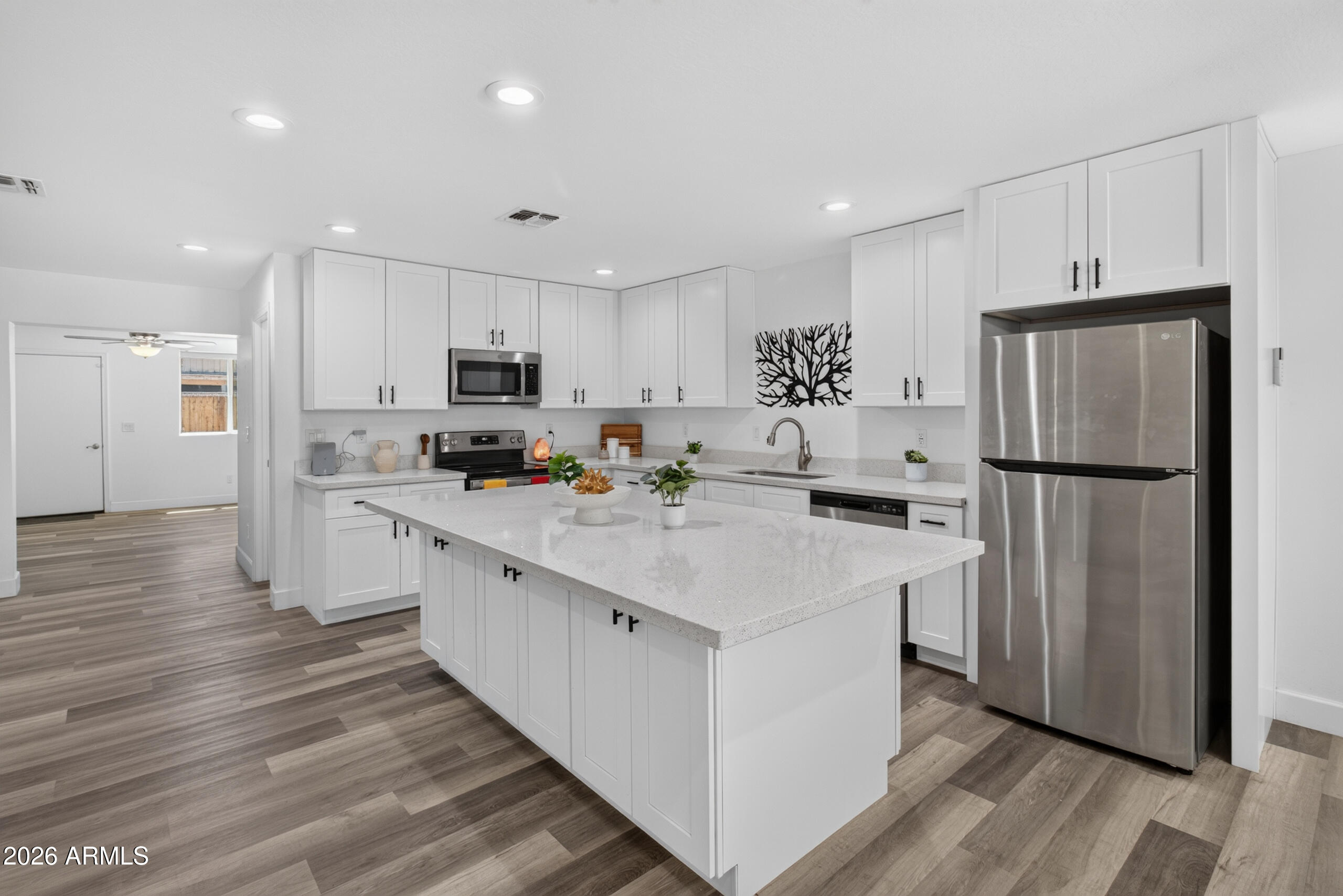 2327 N 31ST Street, Phoenix, AZ 85008