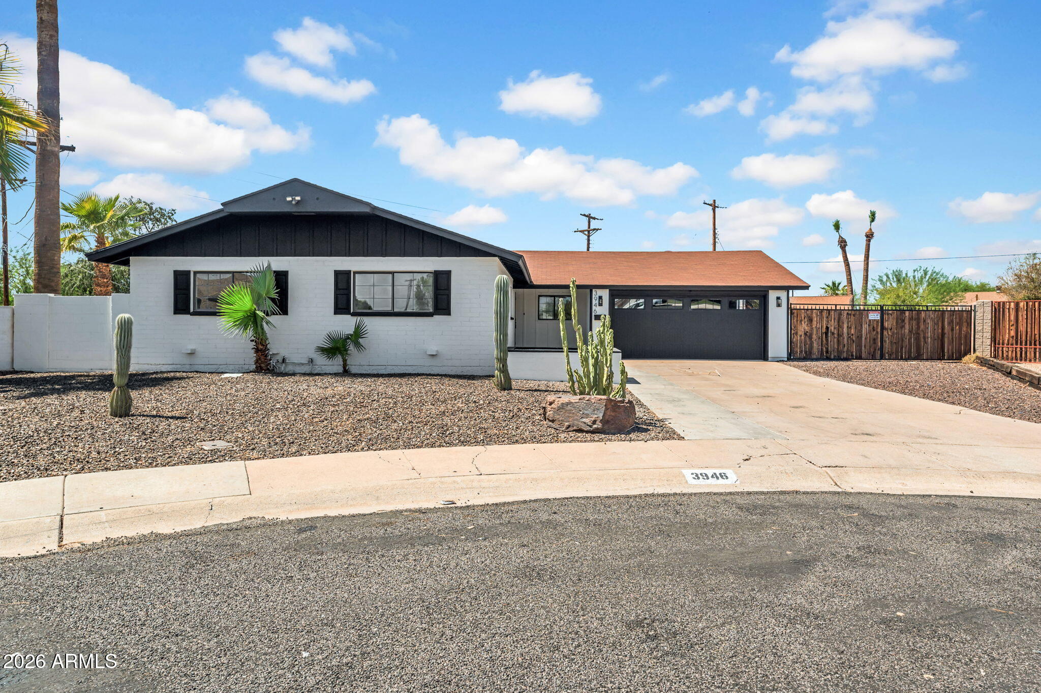 3946 W NORTHVIEW Avenue, Phoenix, AZ 85051