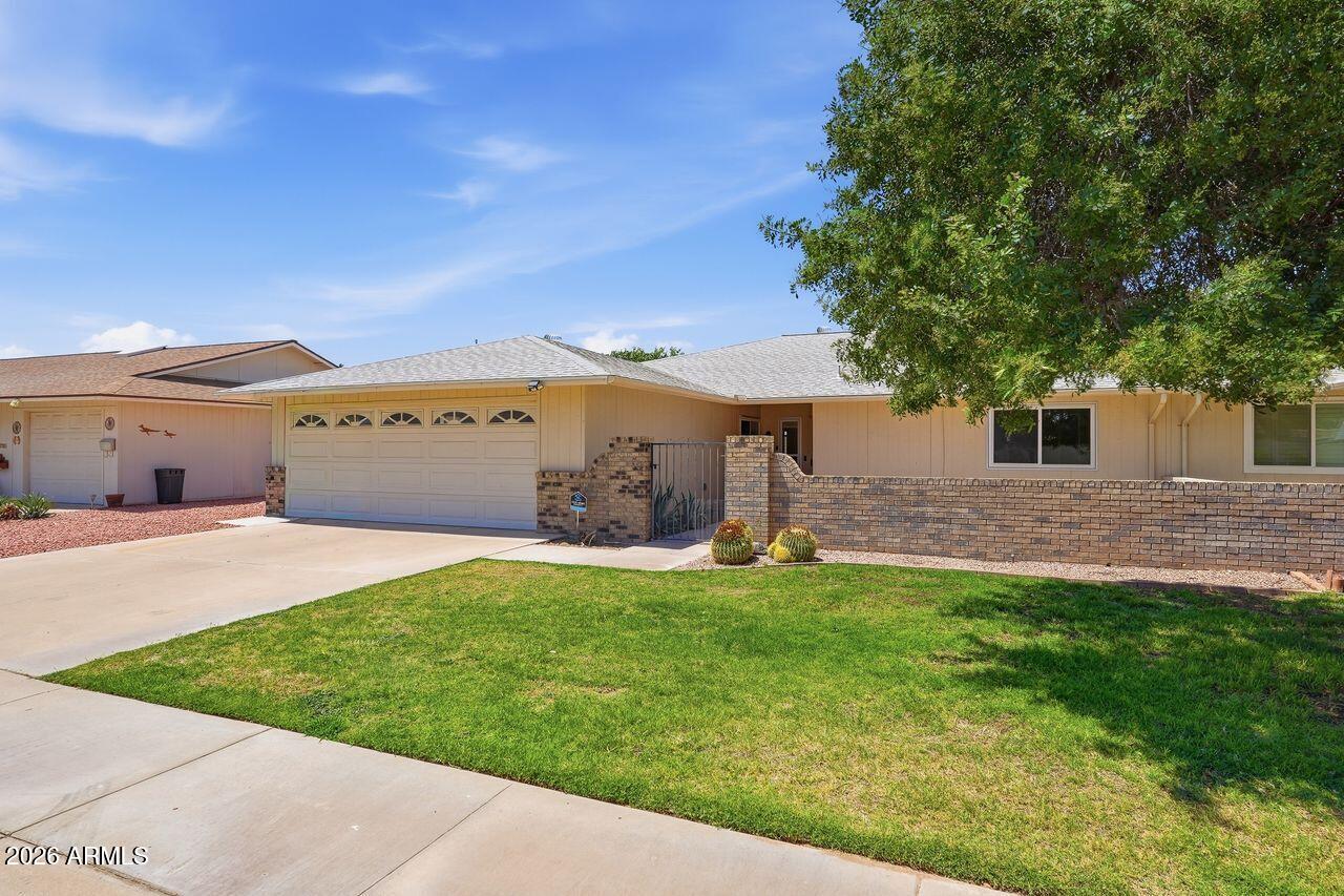 10548 W CAMPANA Drive, Sun City, AZ 85351