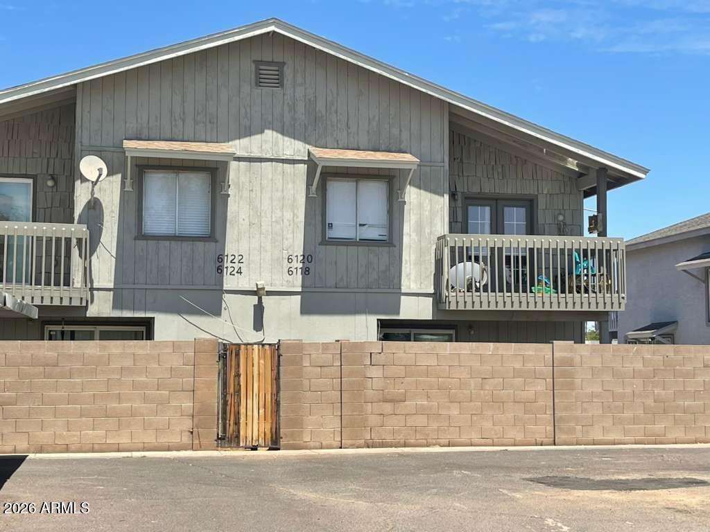 6118 W MORTEN Avenue, Glendale, AZ 85301