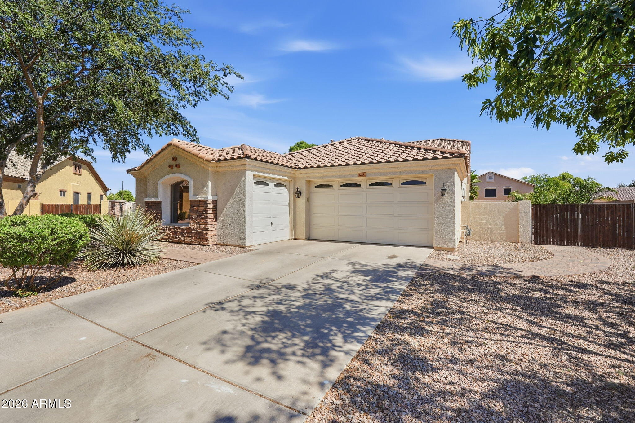 1228 E ARROWHEAD Trail, Gilbert, AZ 85297