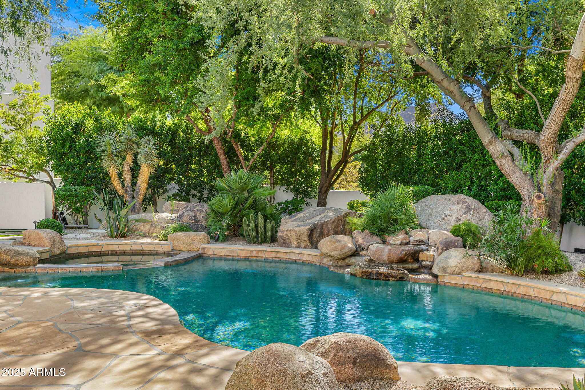8487 N CANTA BELLO, Paradise Valley, AZ 85253