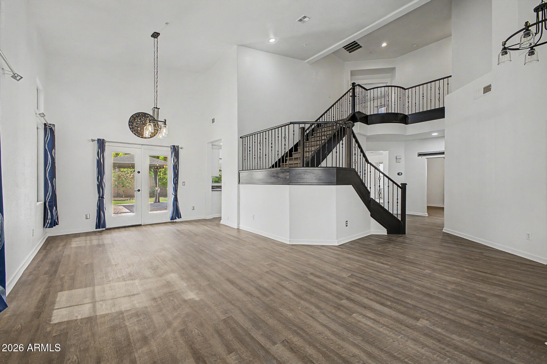 12175 W CHASE Lane, Avondale, AZ 85323