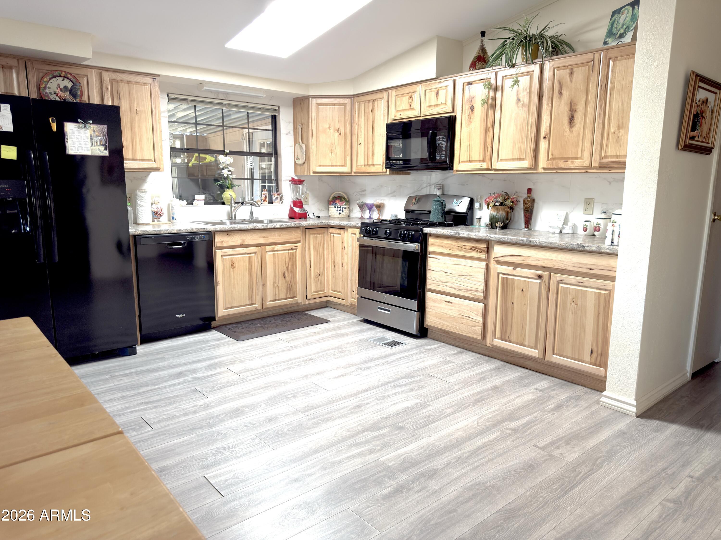 5540 E HARMON Circle, Mesa, AZ 85215