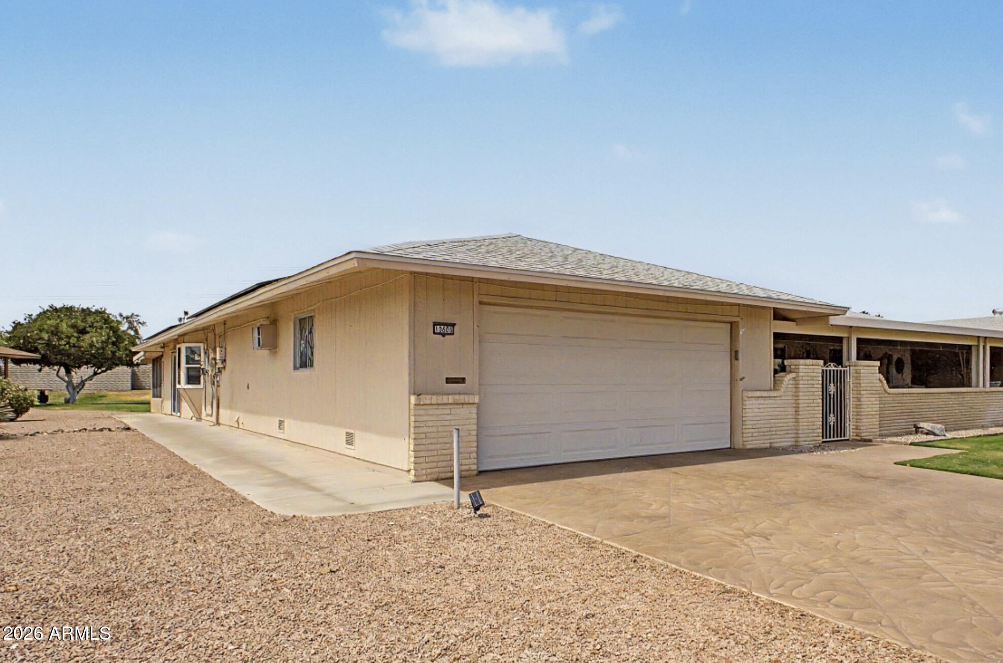10606 W CAMPANA Drive, Sun City, AZ 85351