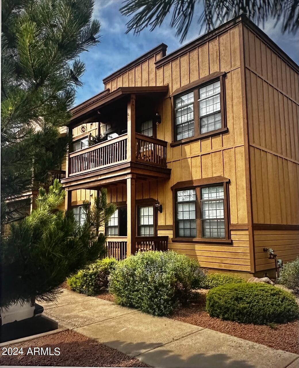 2409 QUARTER HORSE Trail 227, Overgaard, AZ 85933