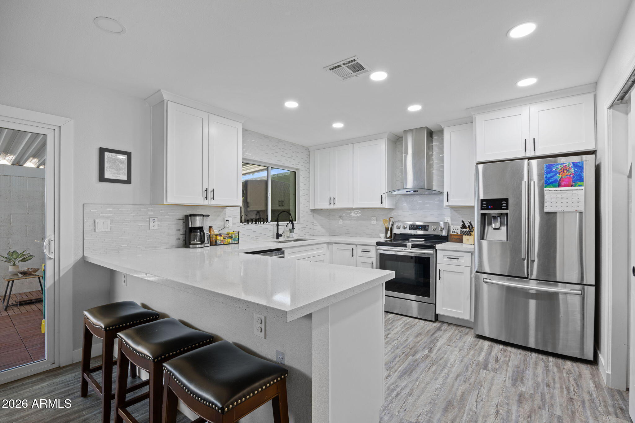 4470 E BELLEVIEW Street, Phoenix, AZ 85008