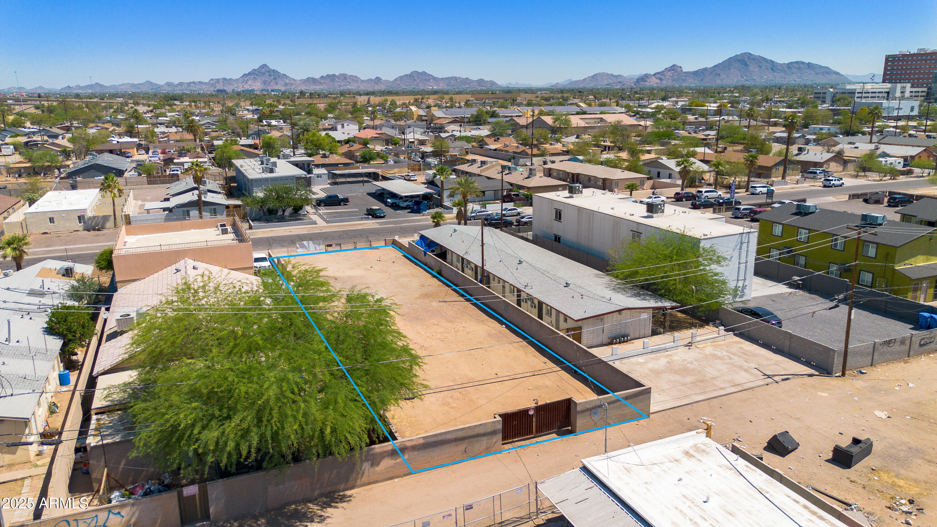 2145 E TAYLOR Street 11, Phoenix, AZ 85006