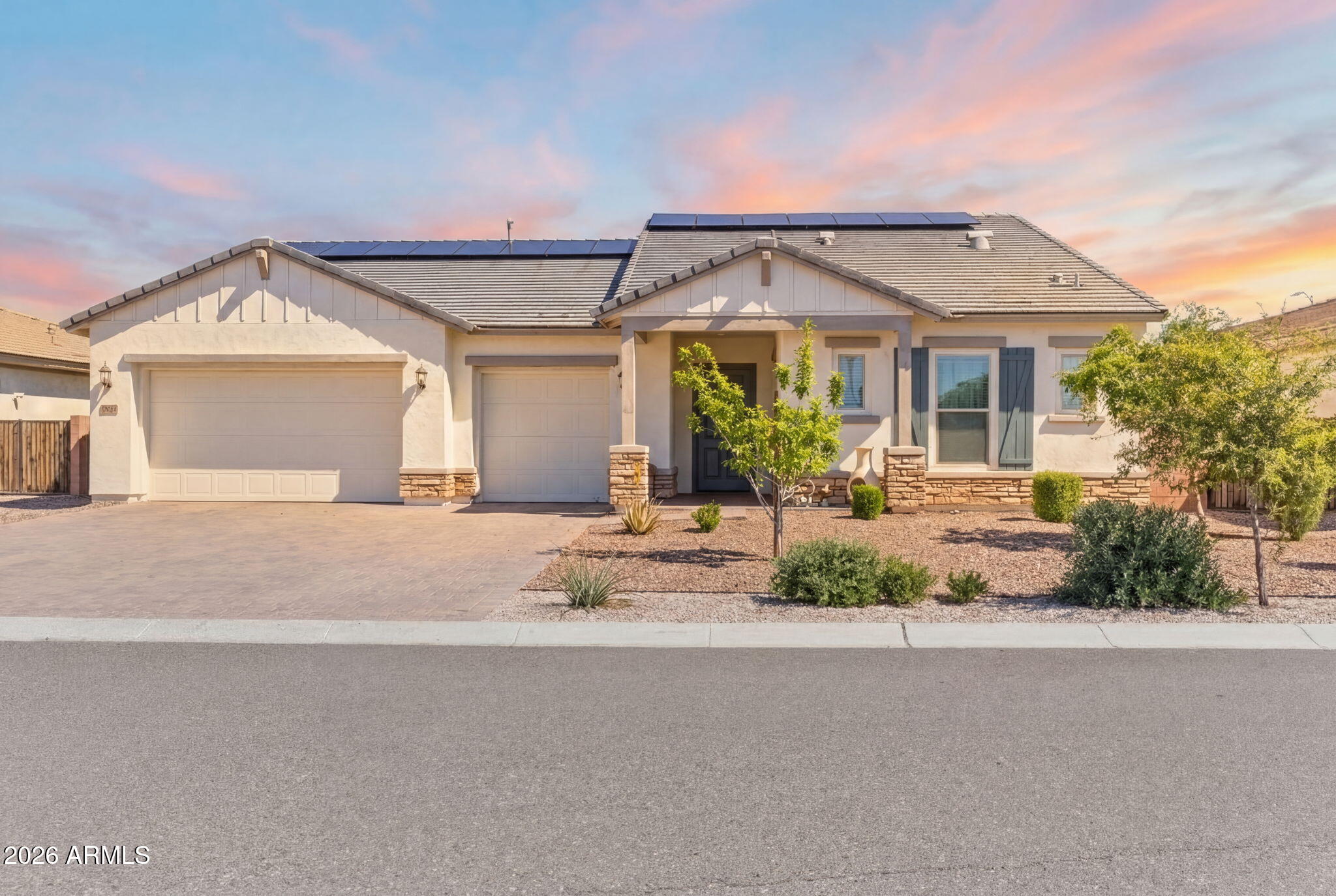 3407 E VALENCIA Drive, Phoenix, AZ 85042