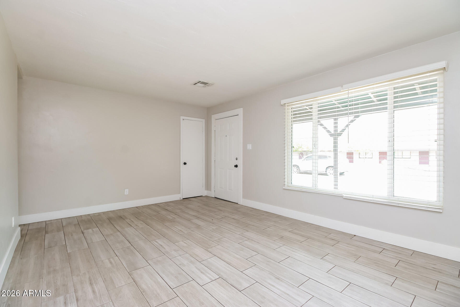727 W FLINT Street, Chandler, AZ 85225