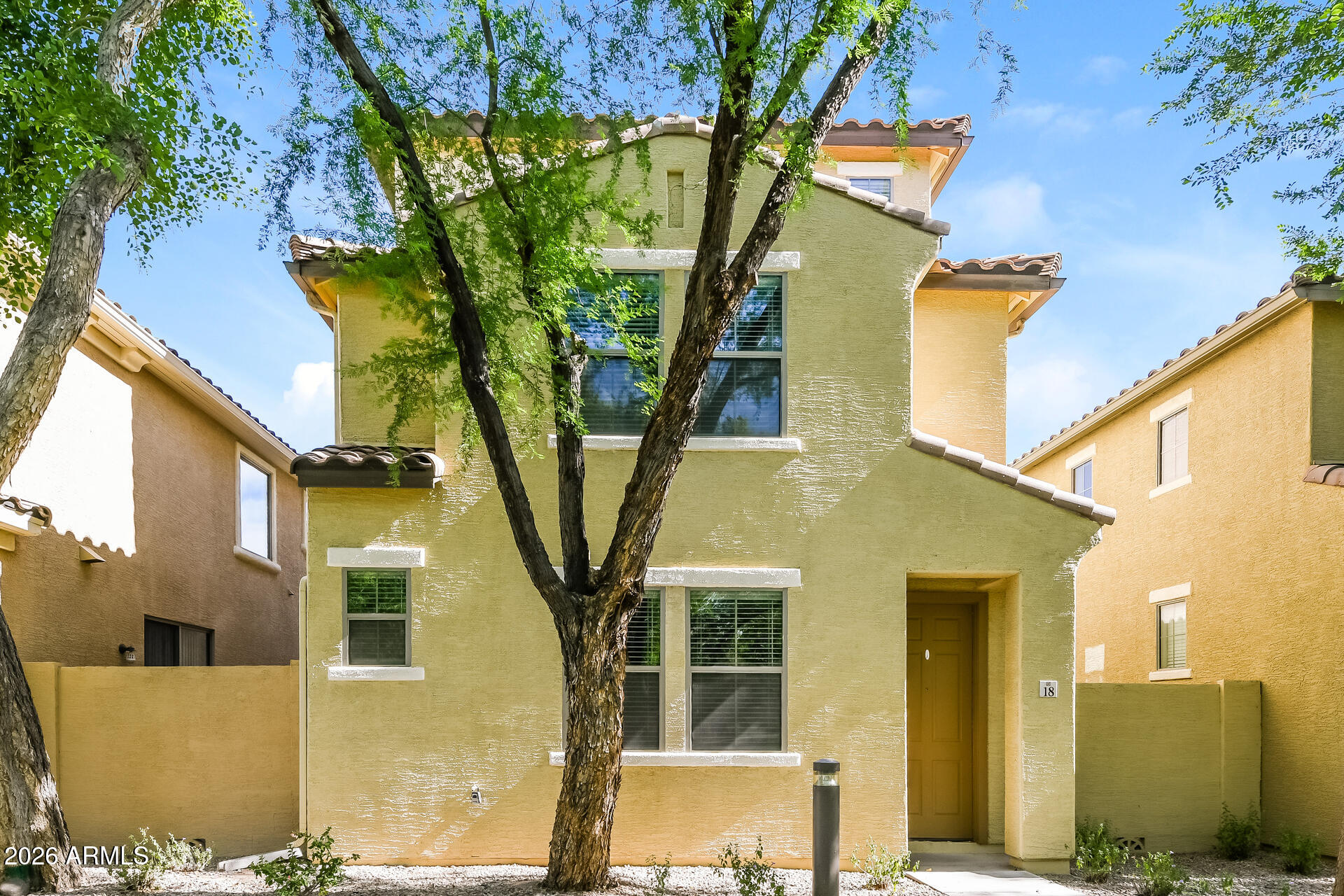 451 S HAWES Road 18, Mesa, AZ 85208