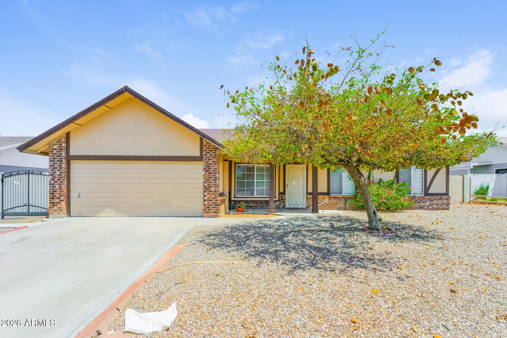 6136 E EVERGREEN Street, Mesa, AZ 85205