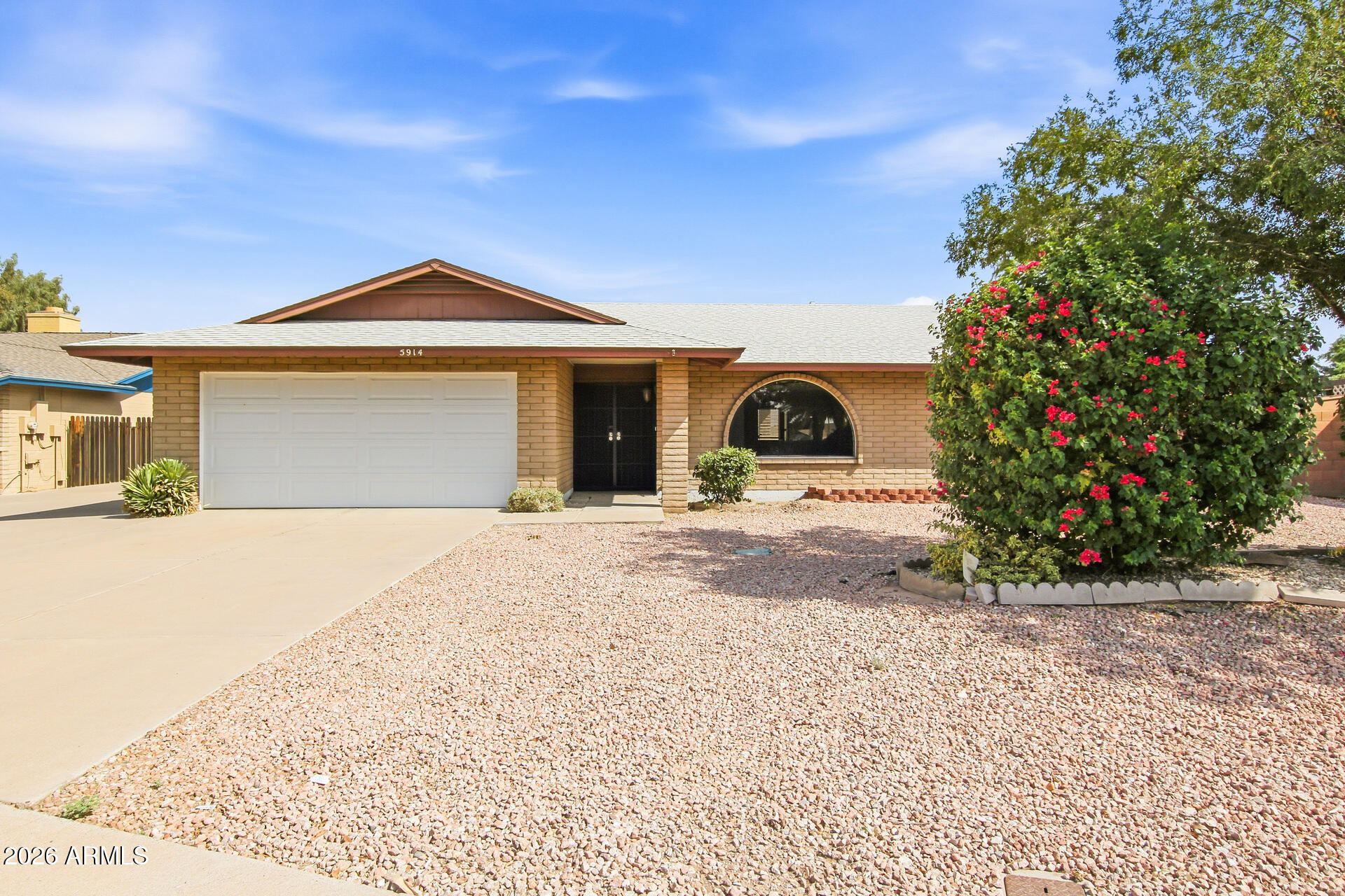 5914 W HARMONT Drive, Glendale, AZ 85302