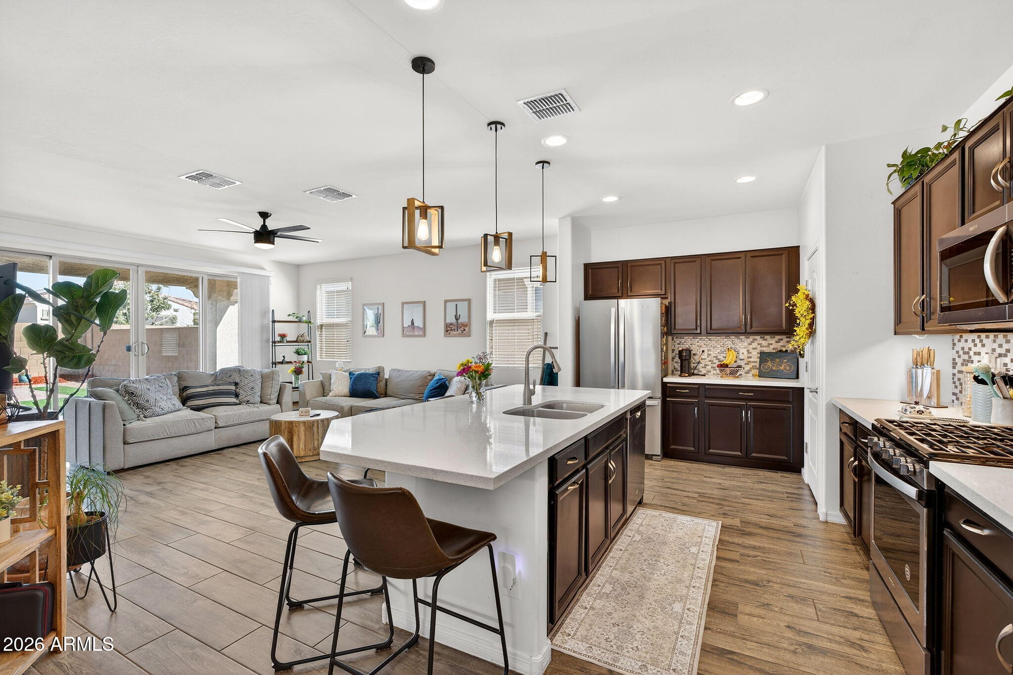 9440 W WILLOW BEND Lane, Phoenix, AZ 85037