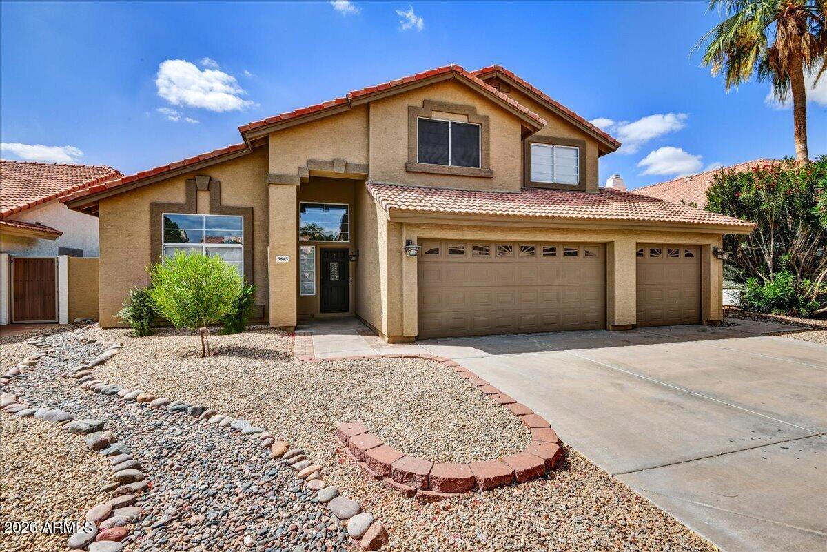 3845 E WINDSONG Drive, Phoenix, AZ 85048
