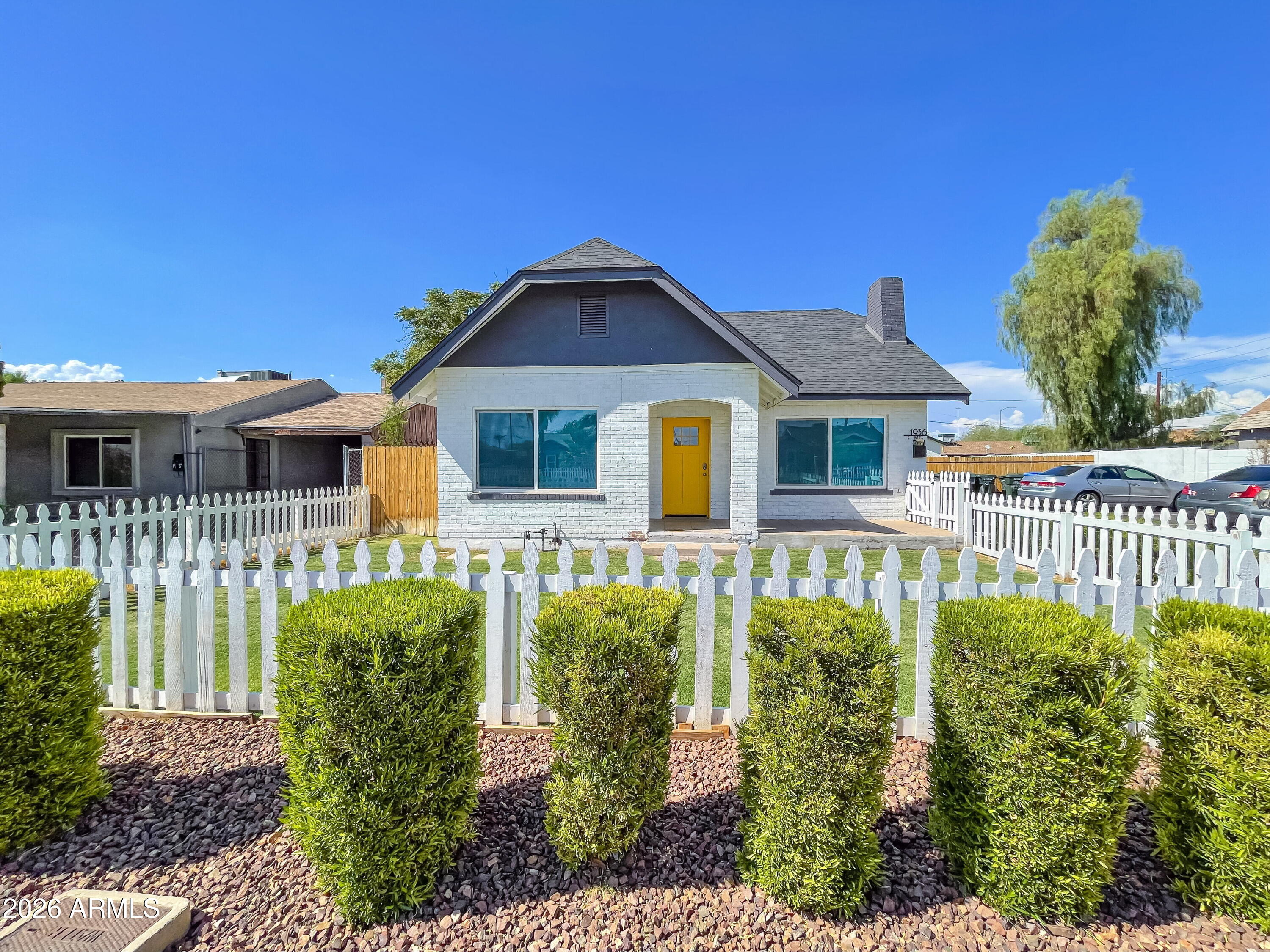 1936 E YALE Street, Phoenix, AZ 85006