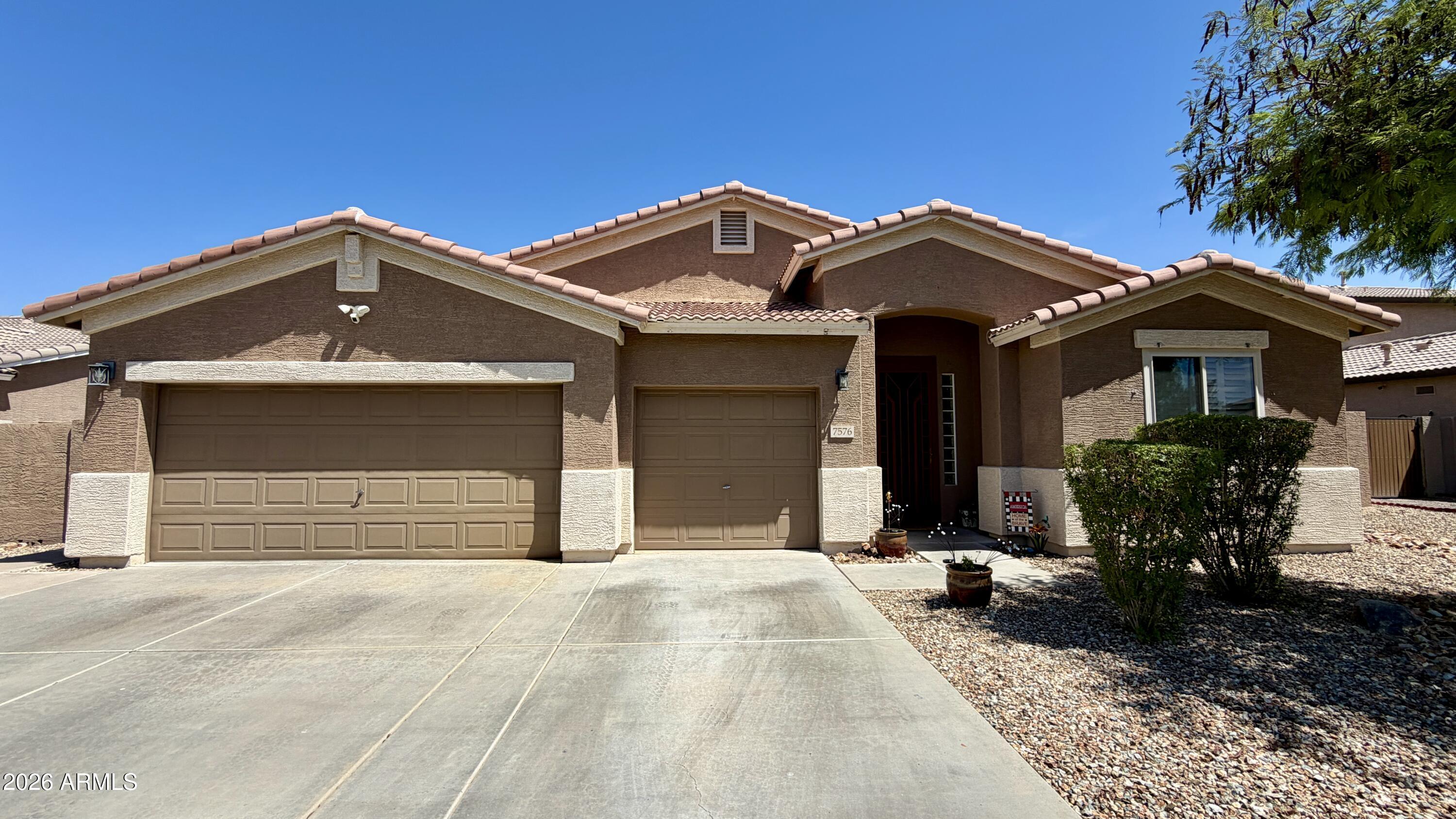 7576 W BETTY ELYSE Lane, Peoria, AZ 85382