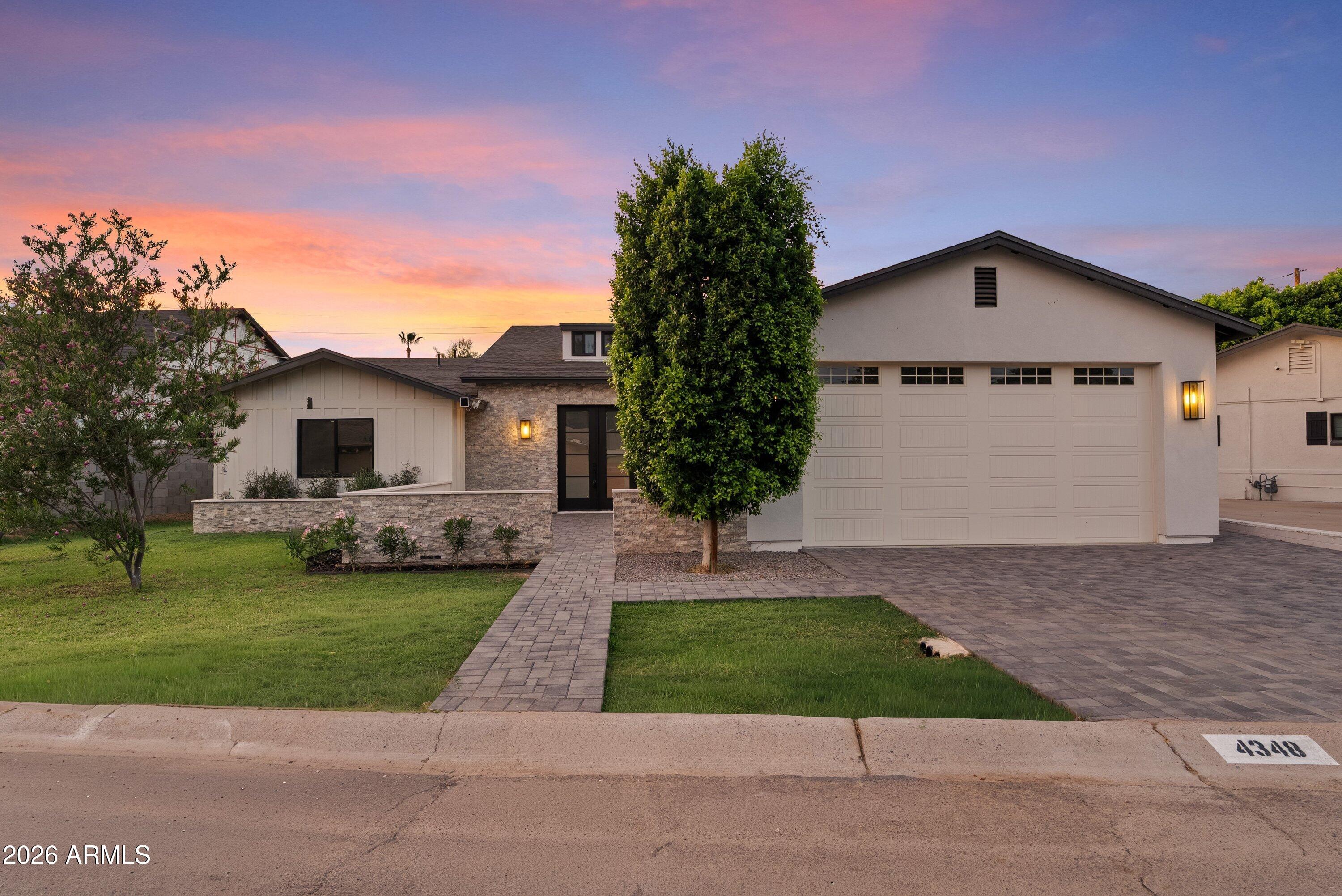 4348 E MITCHELL Drive, Phoenix, AZ 85018