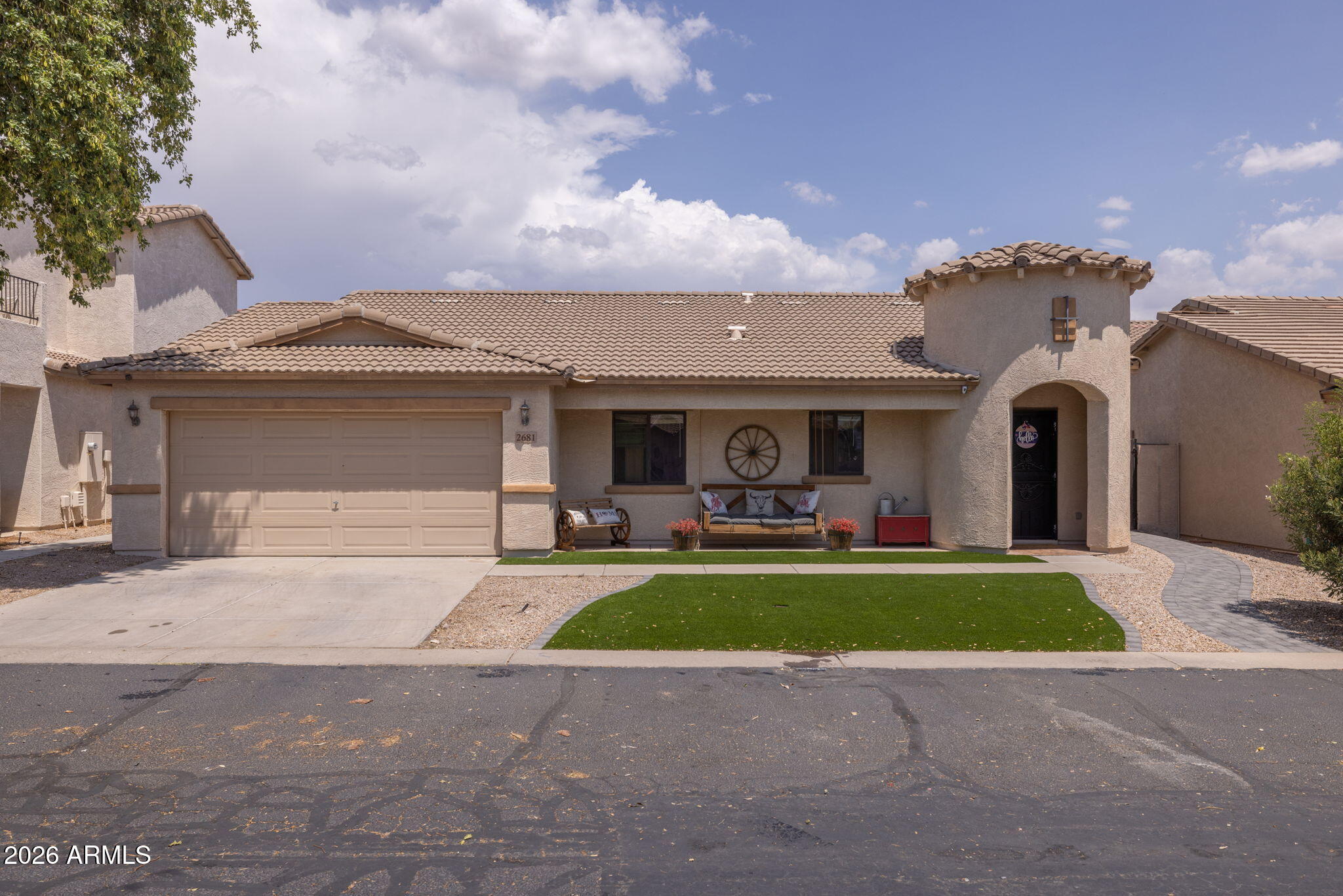 2681 S POWELL Road, Apache Junction, AZ 85119
