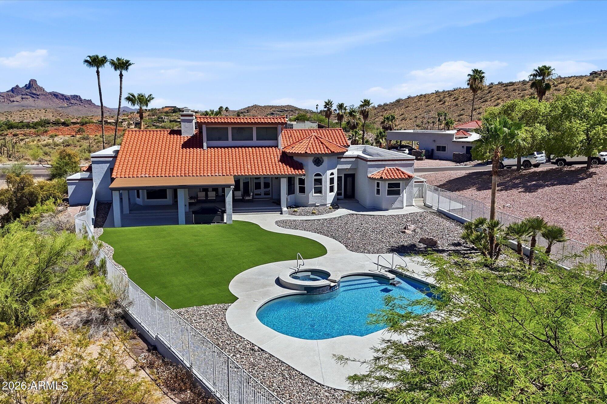 10817 N PINTO Drive, Fountain Hills, AZ 85268