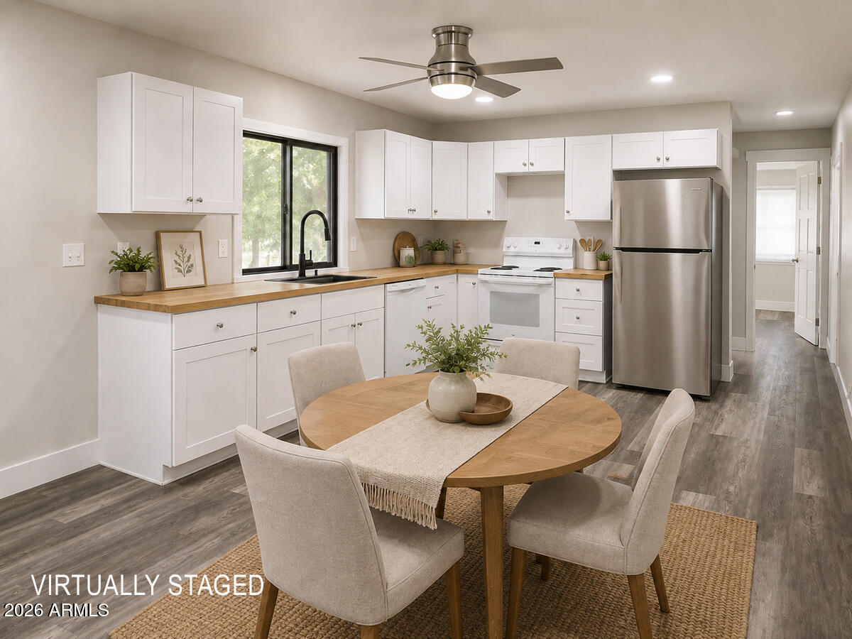 246 S ELLSWORTH Road, Mesa, AZ 85208