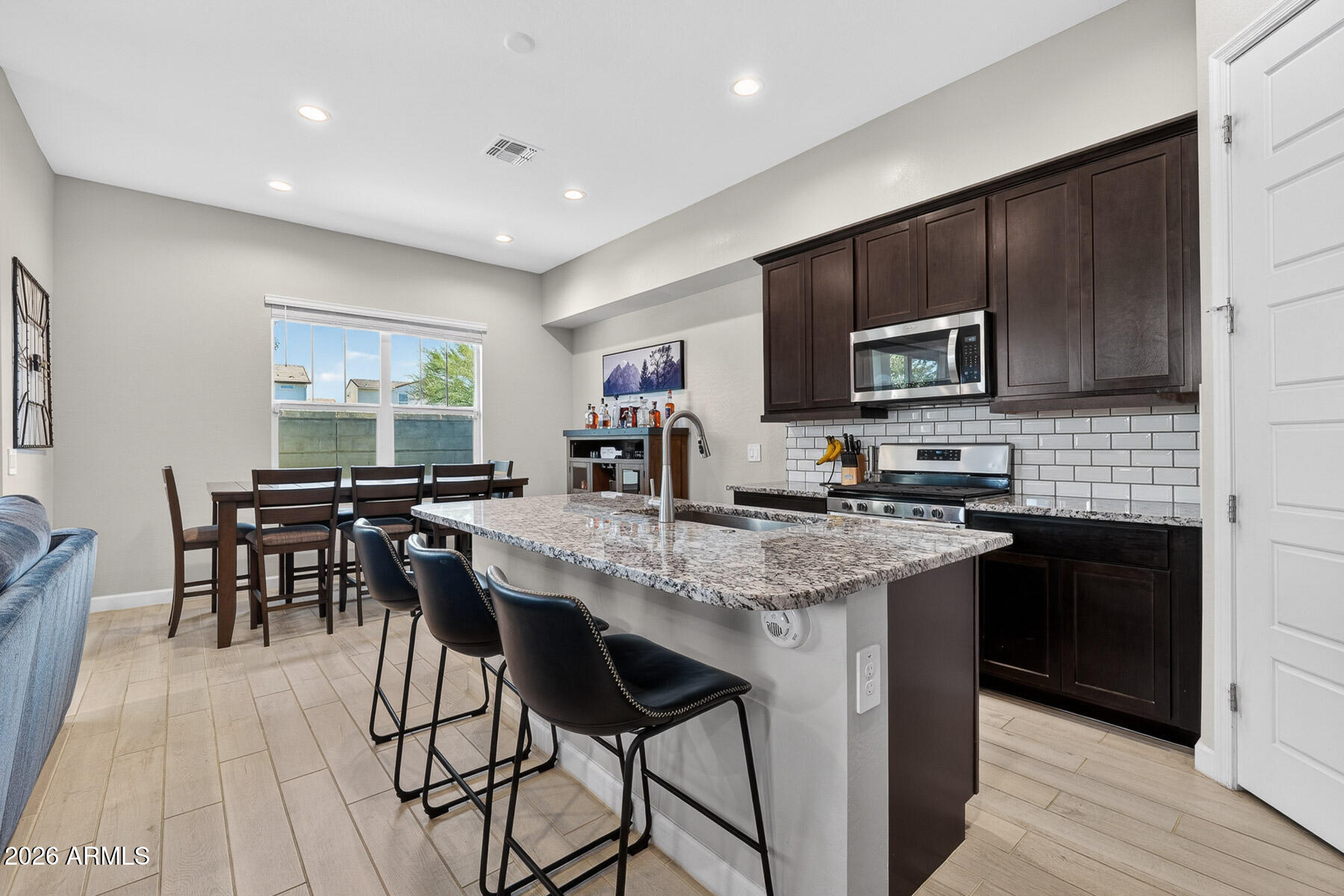 4840 E VILLAGE Drive, Scottsdale, AZ 85254