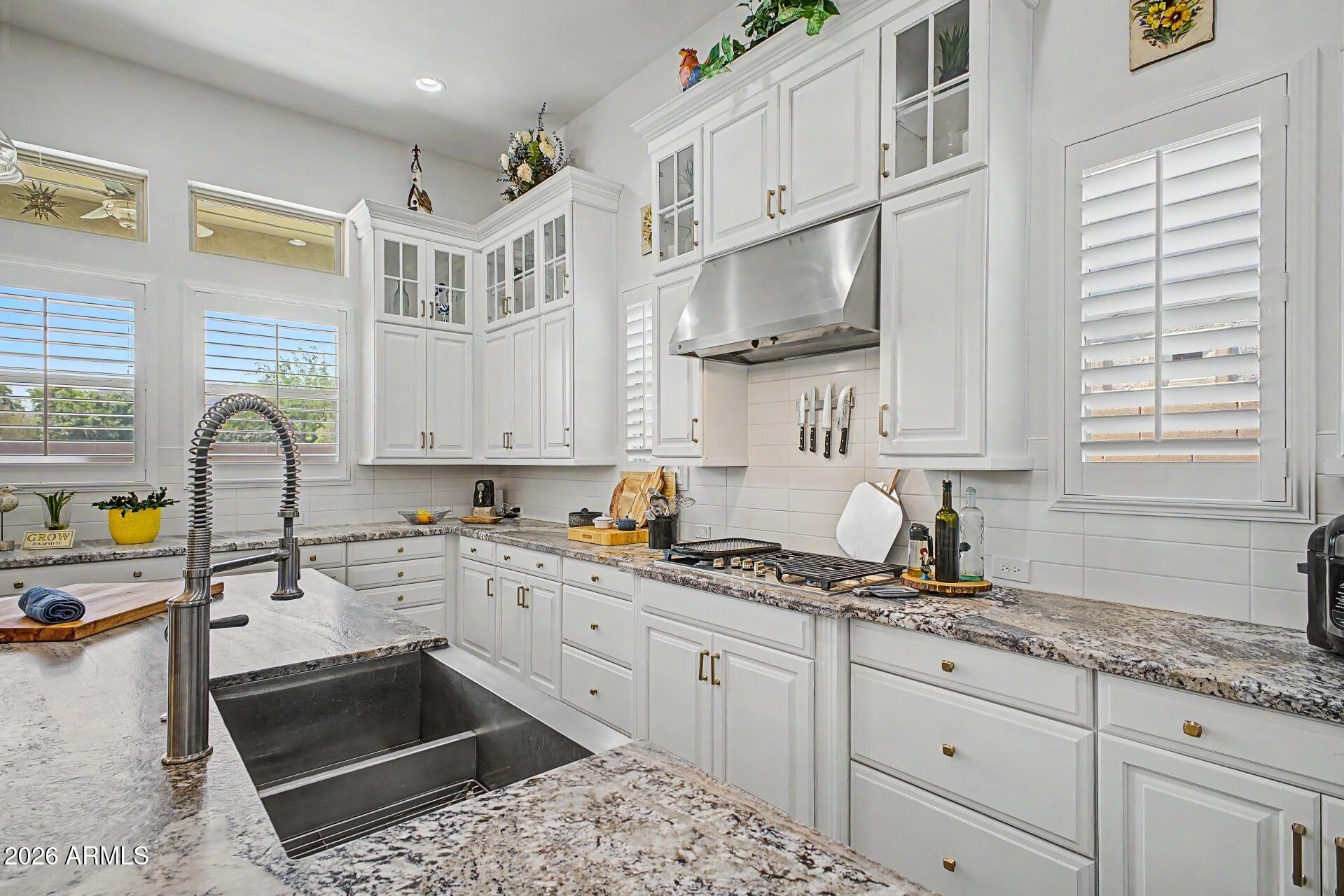 7701 S BARLOW Drive, Gilbert, AZ 85298