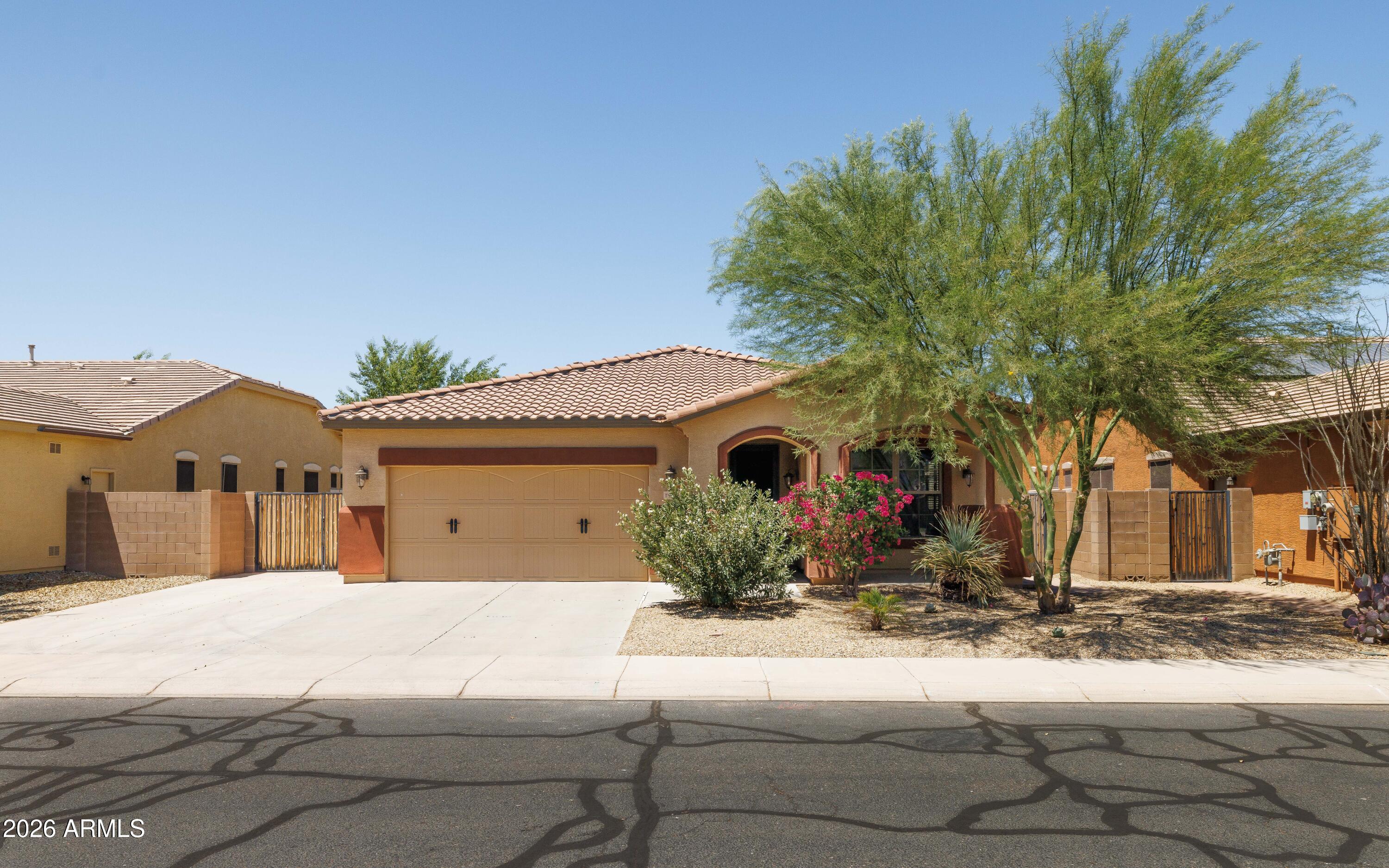 15990 W PAPAGO Street, Goodyear, AZ 85338
