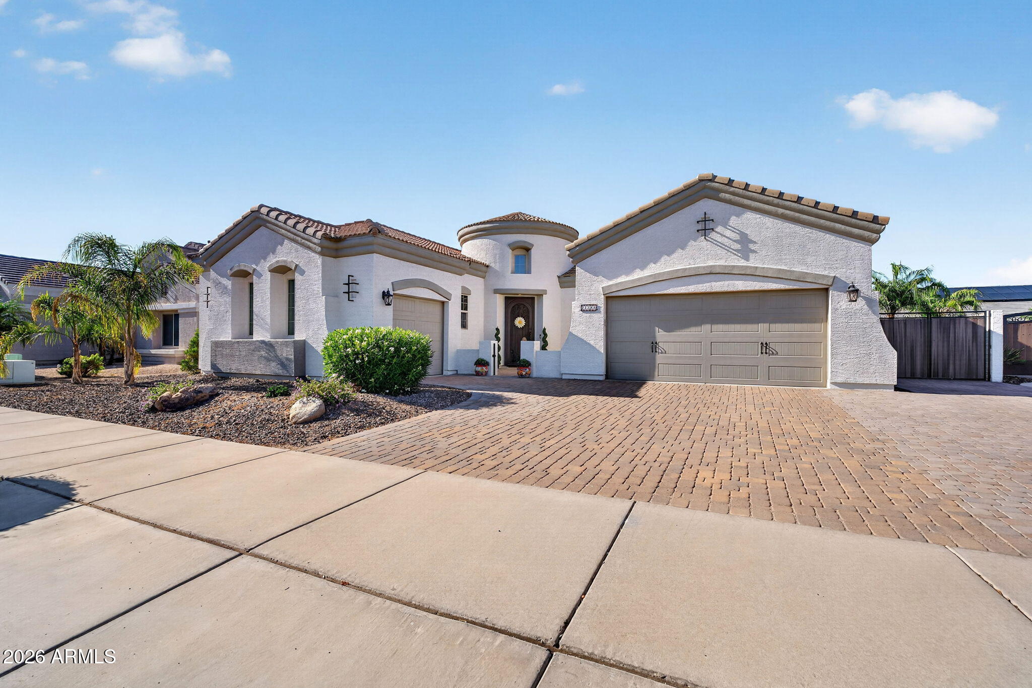 21288 E RUSSET Road, Queen Creek, AZ 85142