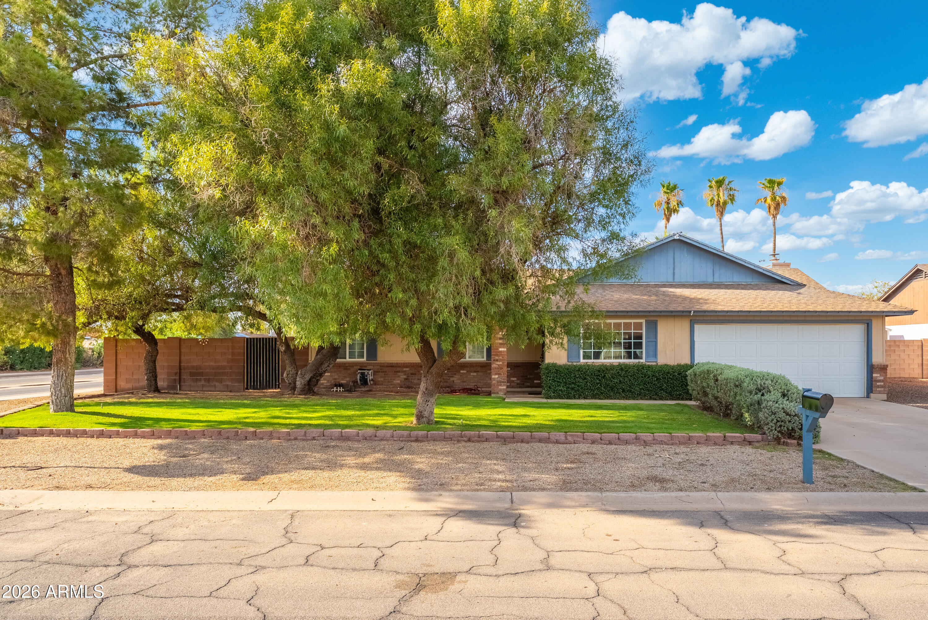 502 E GABRILLA Drive, Casa Grande, AZ 85122