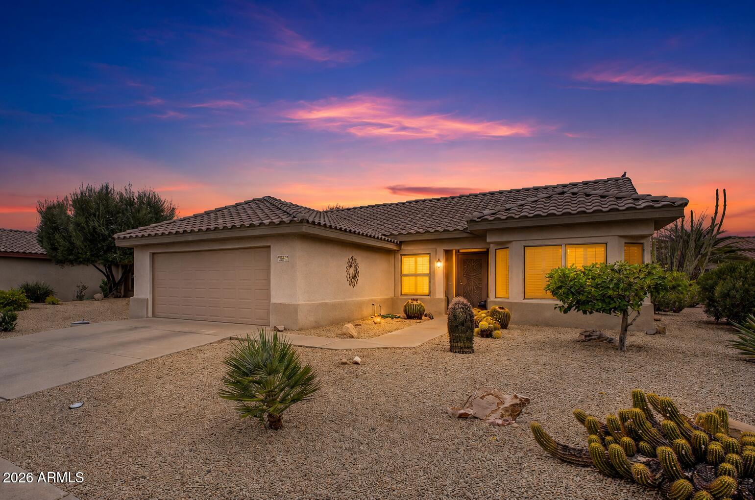15612 W GRAND CREEK Lane, Surprise, AZ 85374