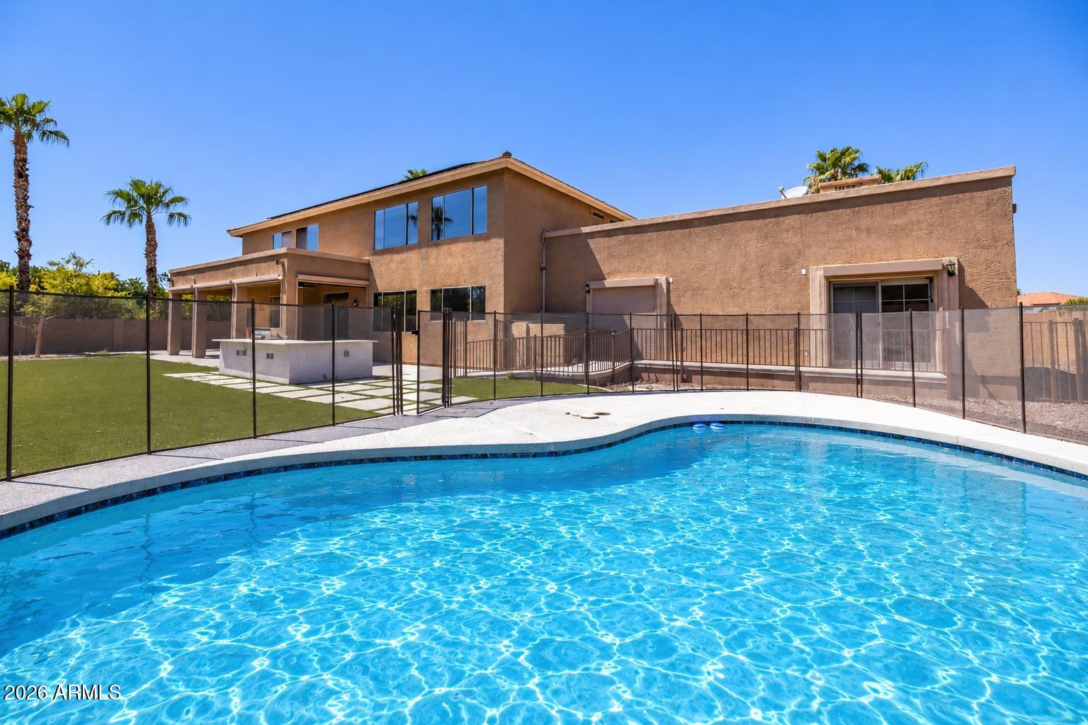 2315 N AVOCA Street N, Mesa, AZ 85207