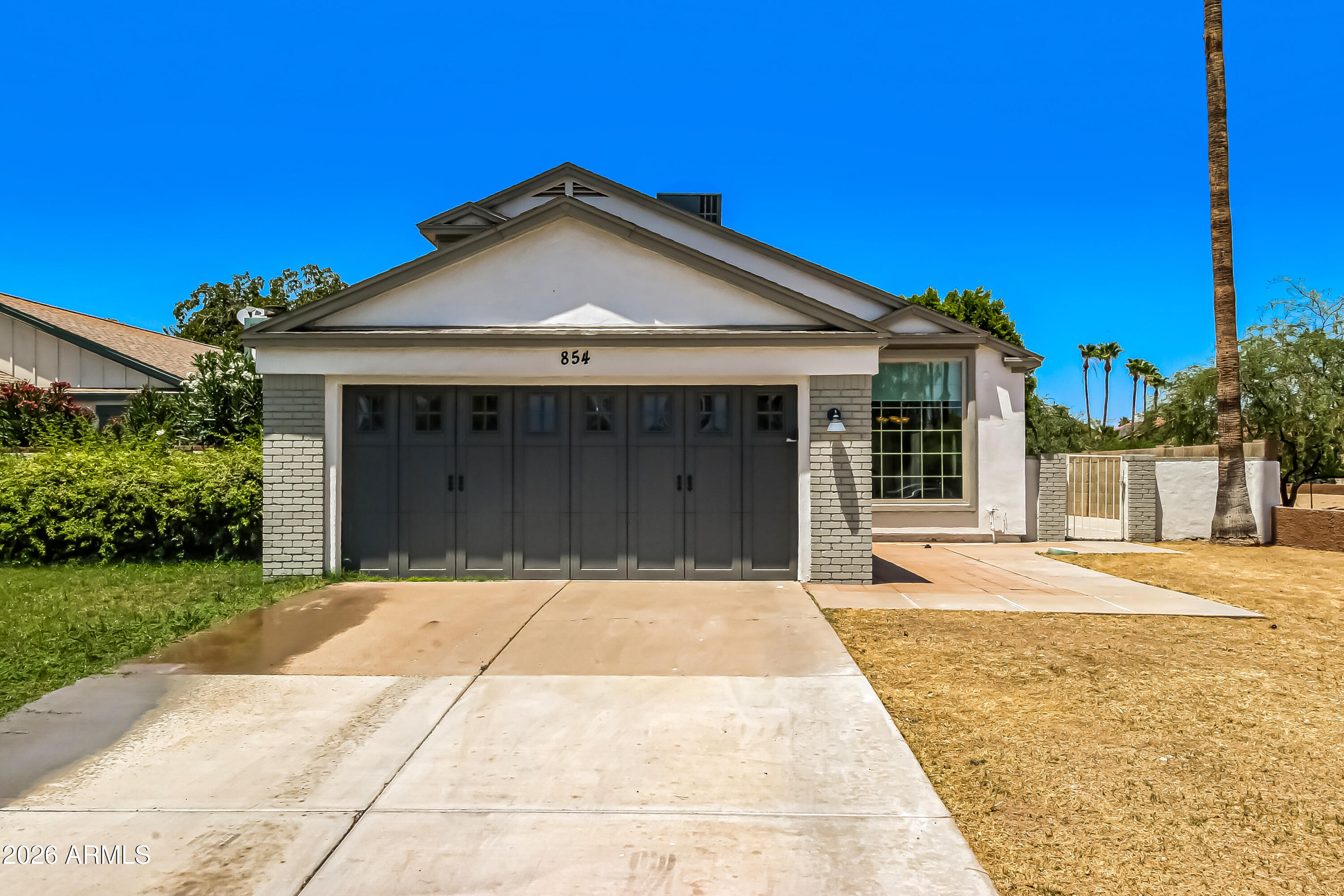 854 E MANOR Drive, Chandler, AZ 85225