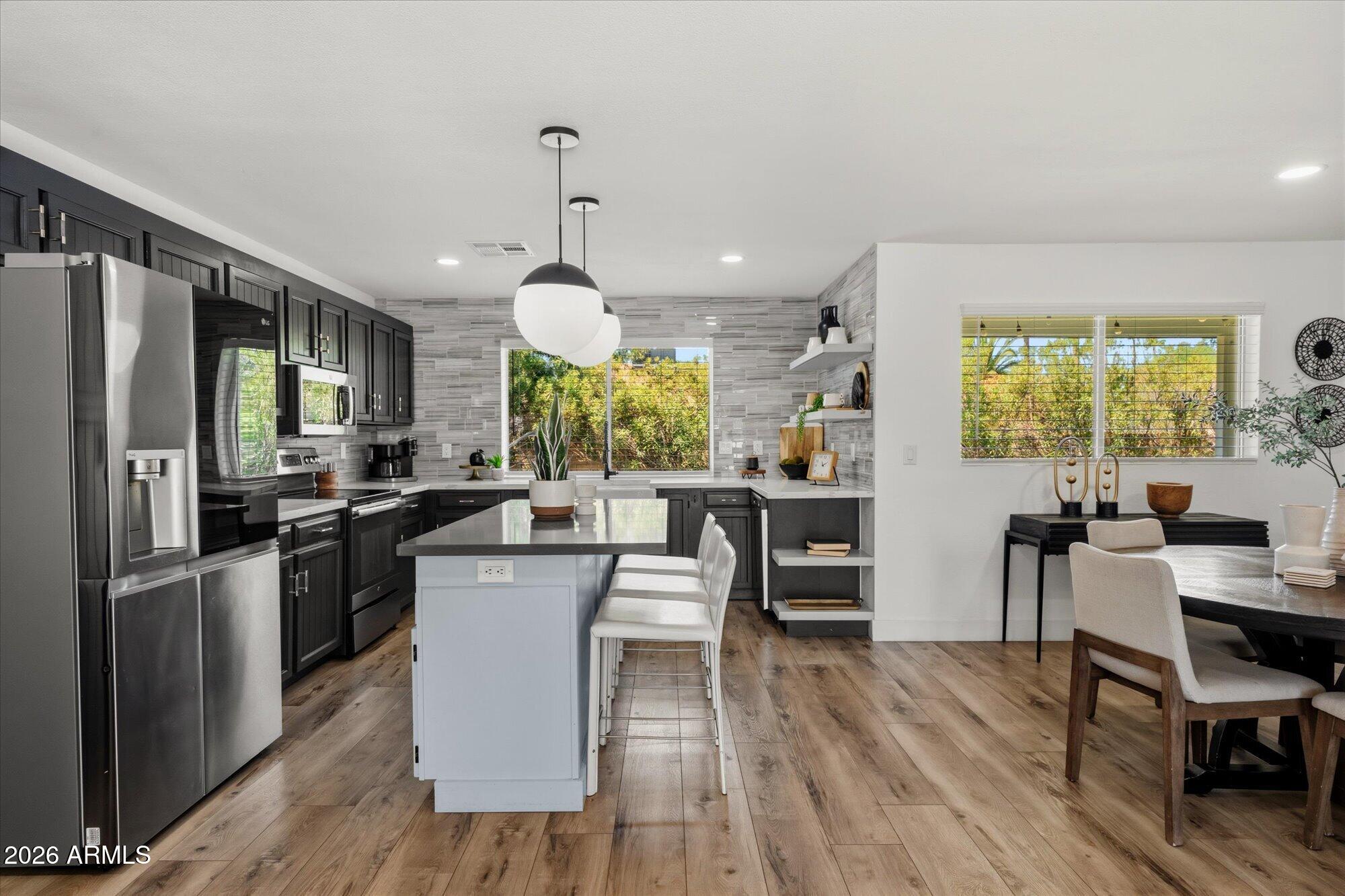 6221 E EVANS Drive, Scottsdale, AZ 85254