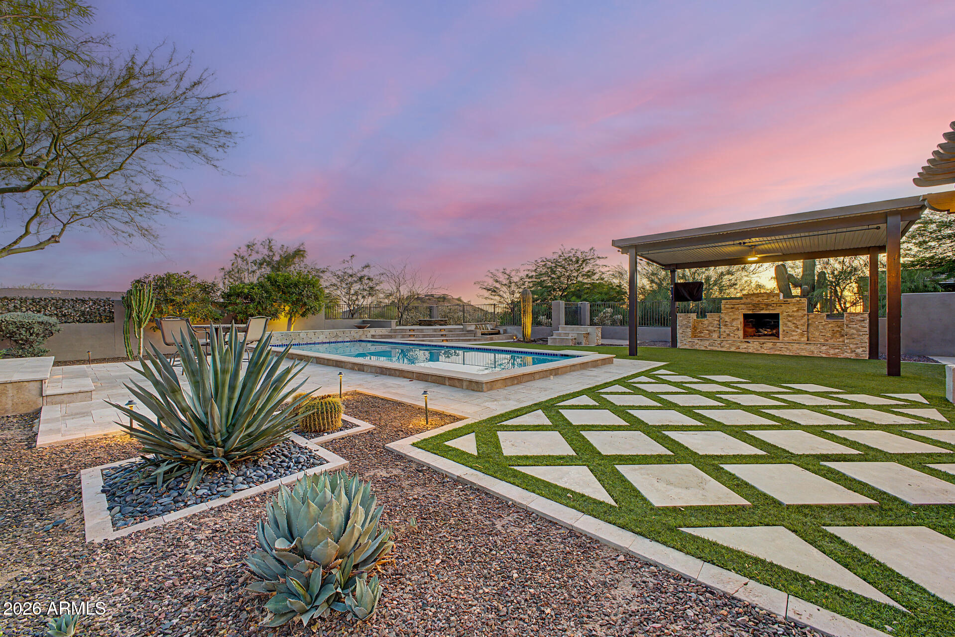 8721 E NANCE Street, Mesa, AZ 85207