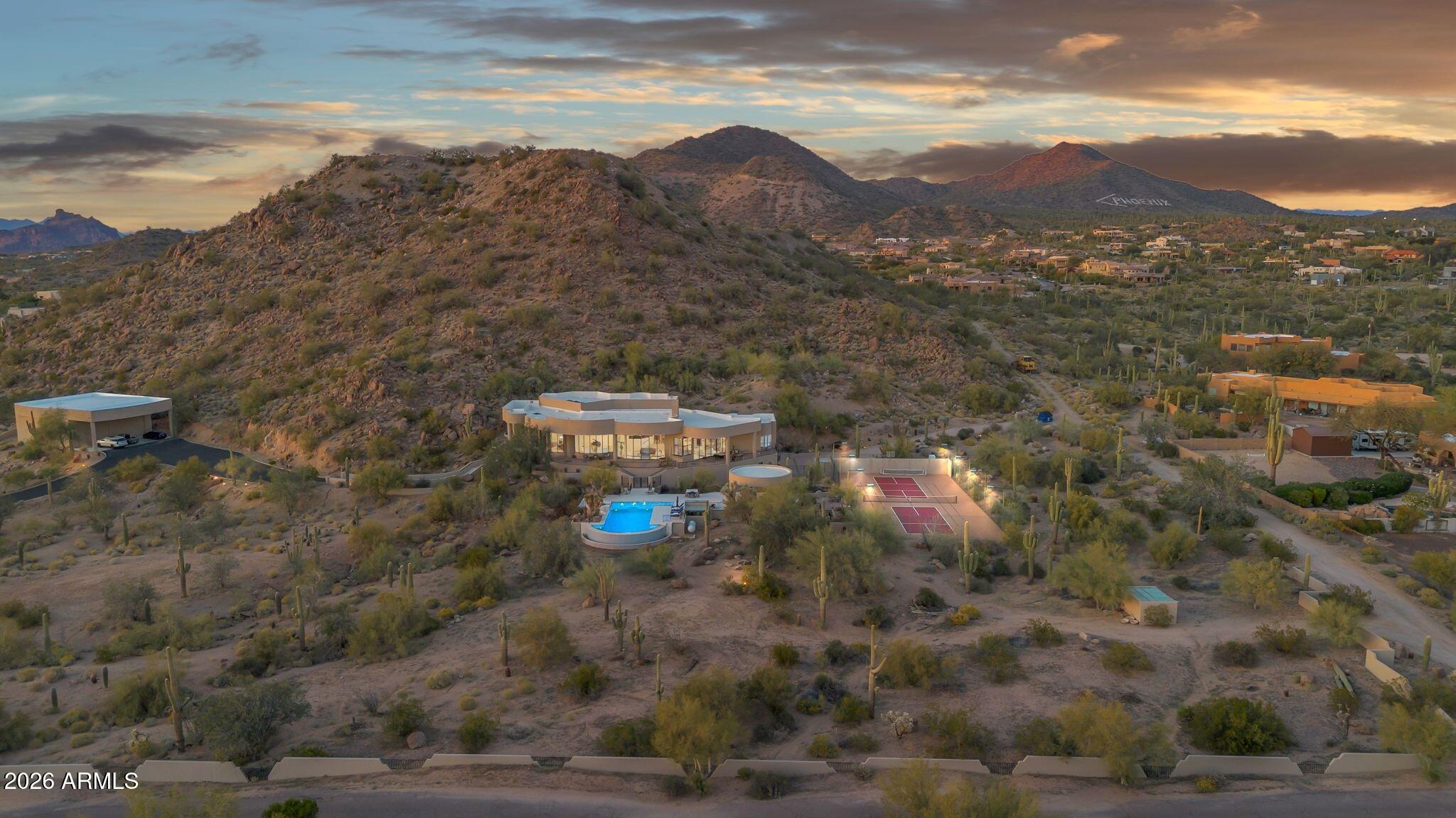 8812 E PALM Lane, Mesa, AZ 85207