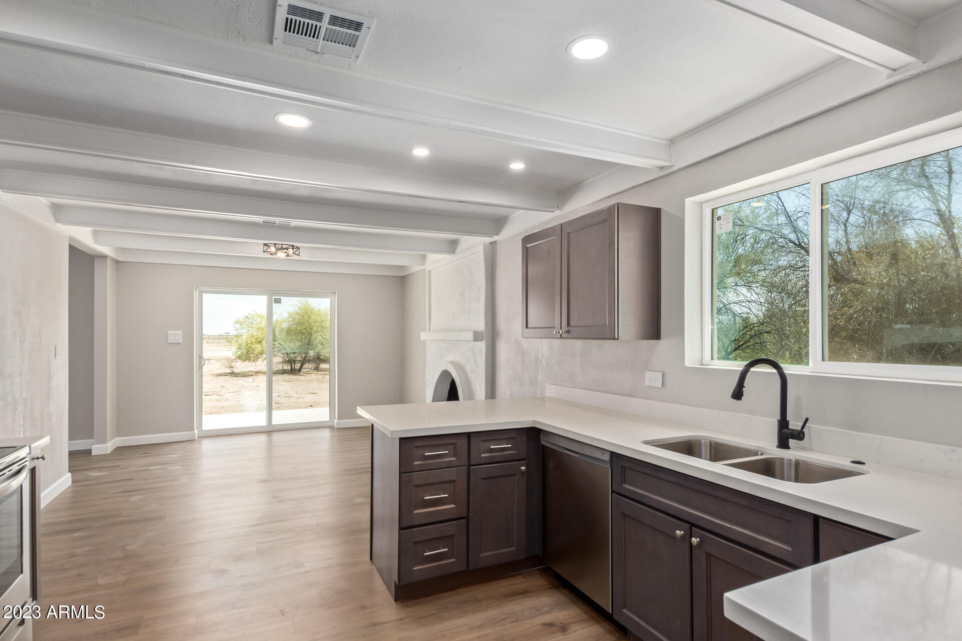 7525 W Lake Erie Drive, Casa Grande, AZ 85194