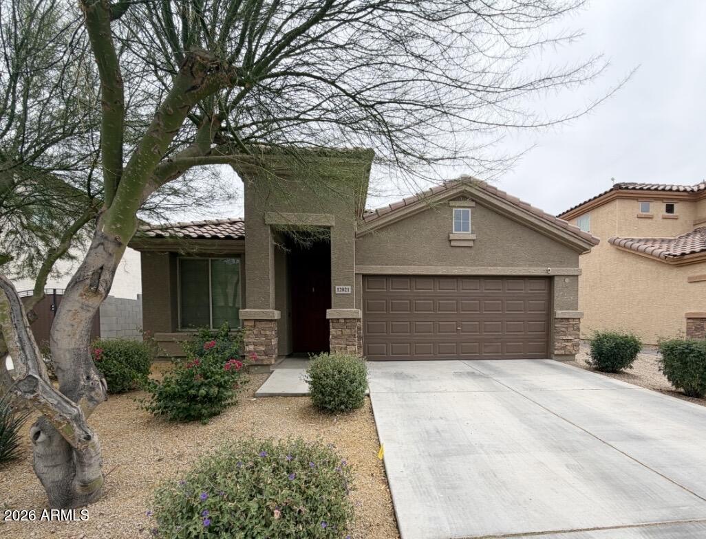 12021 W DAVIS Lane, Avondale, AZ 85323