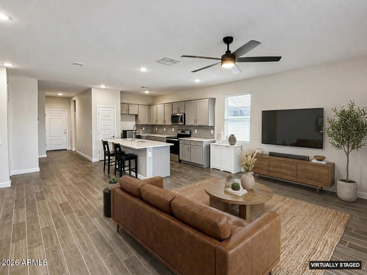 24049 W VERLEA Drive, Buckeye, AZ 85326